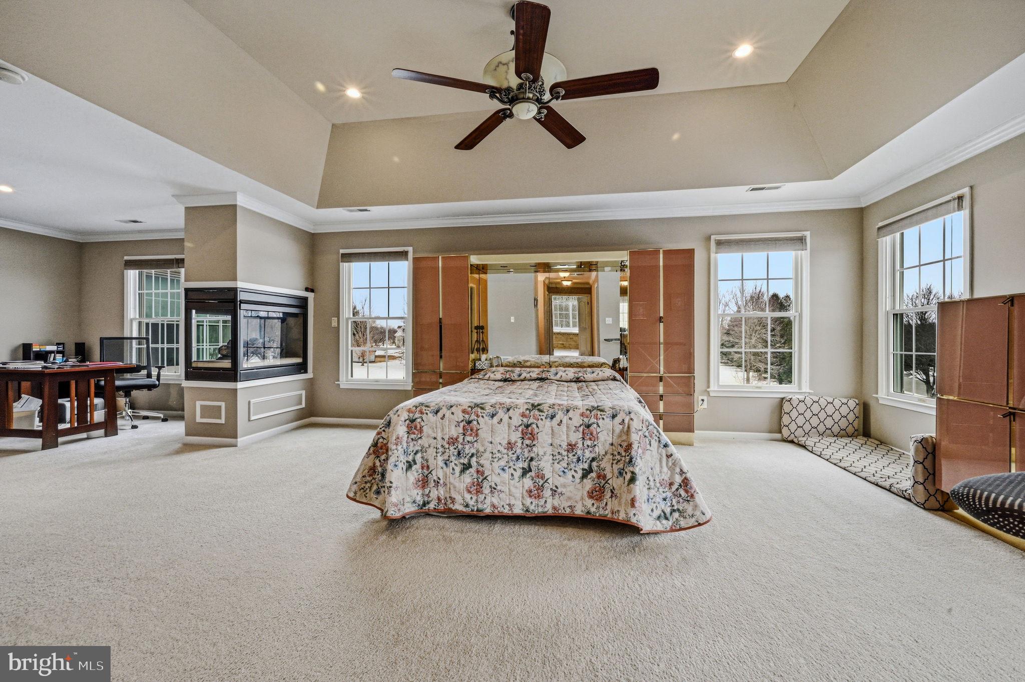 RED LION CHASE - Residential