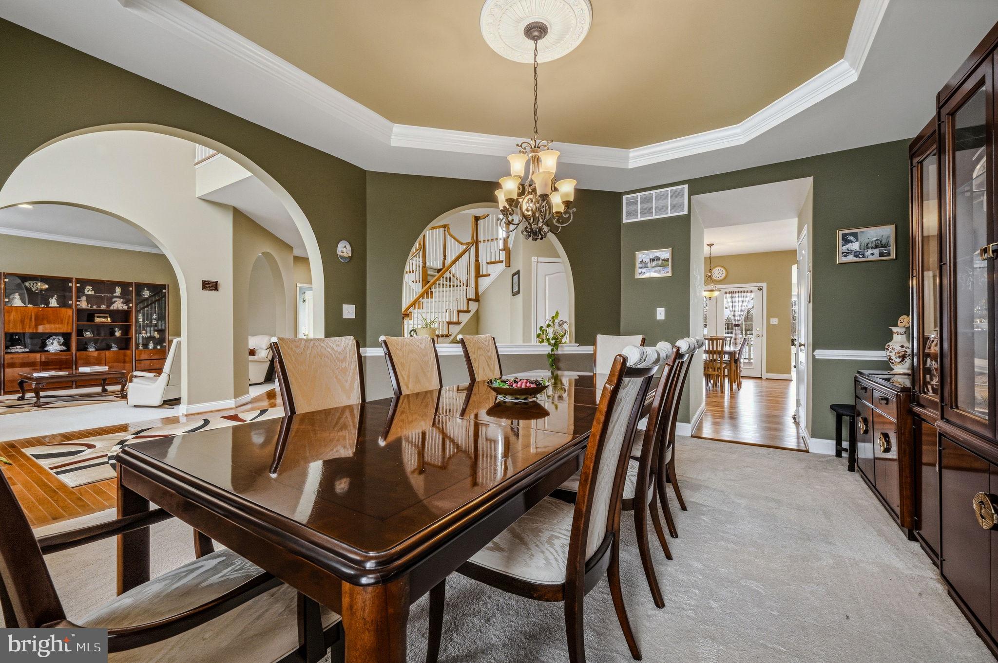 RED LION CHASE - Residential