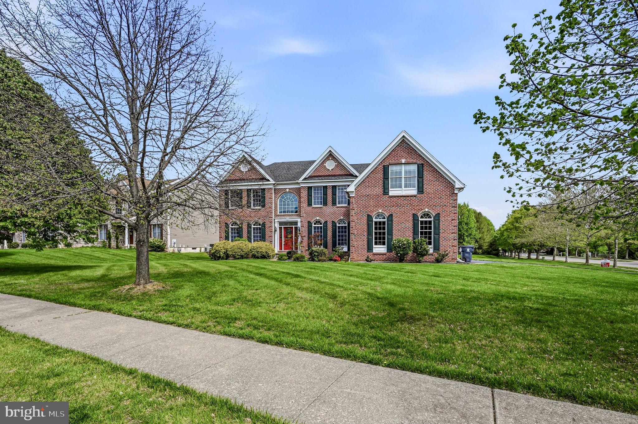 RED LION CHASE - Residential