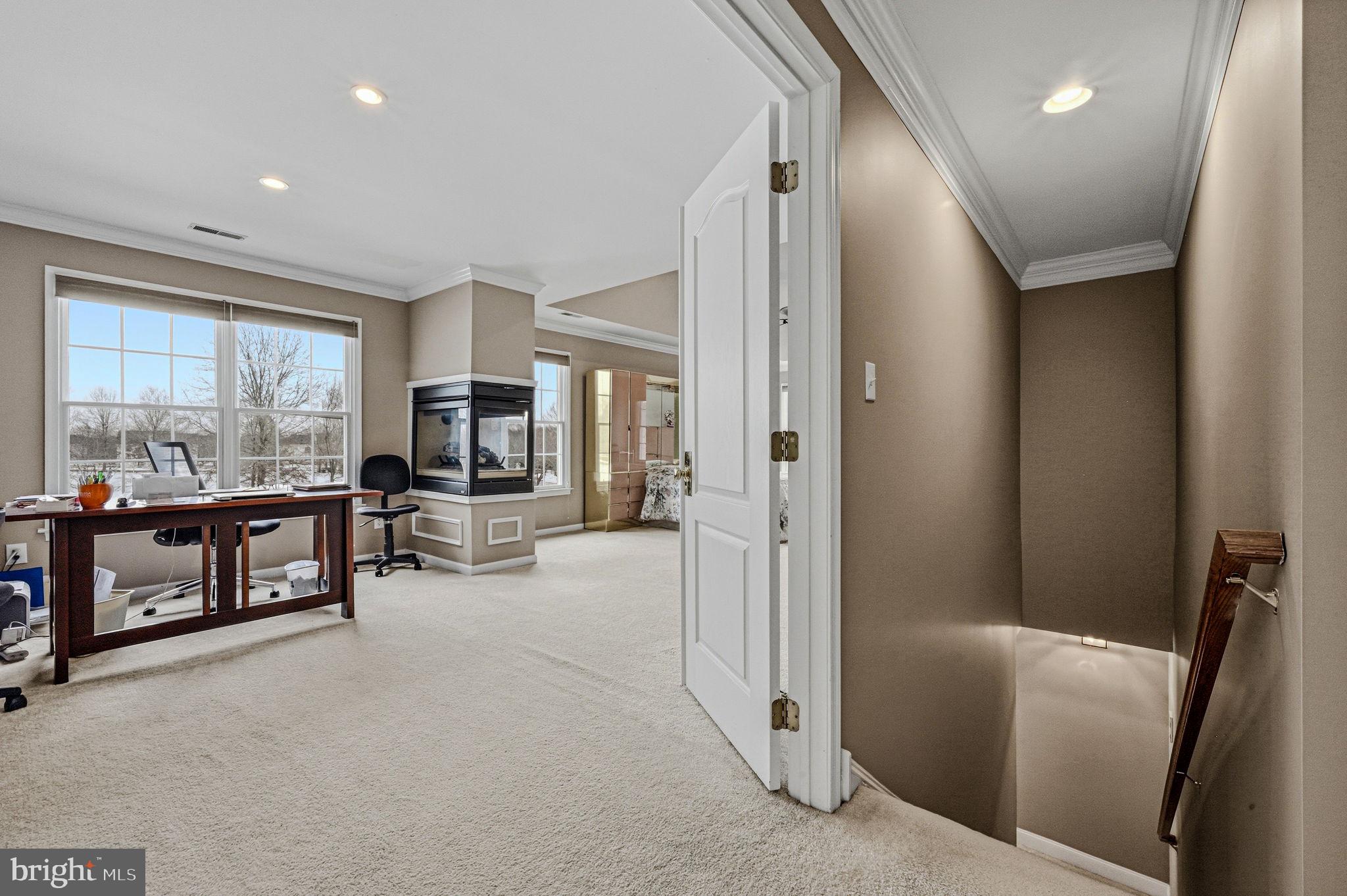 RED LION CHASE - Residential