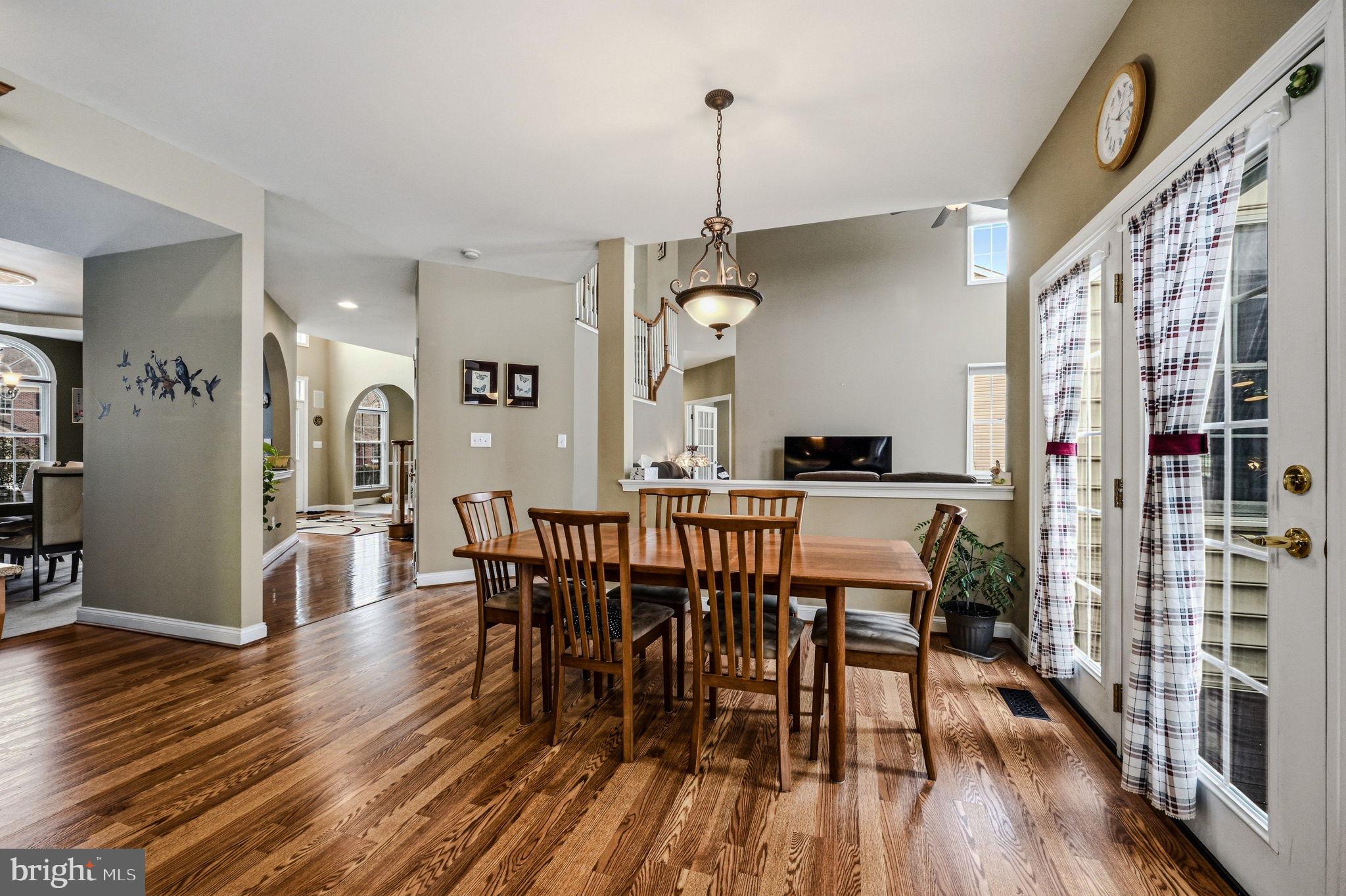 RED LION CHASE - Residential