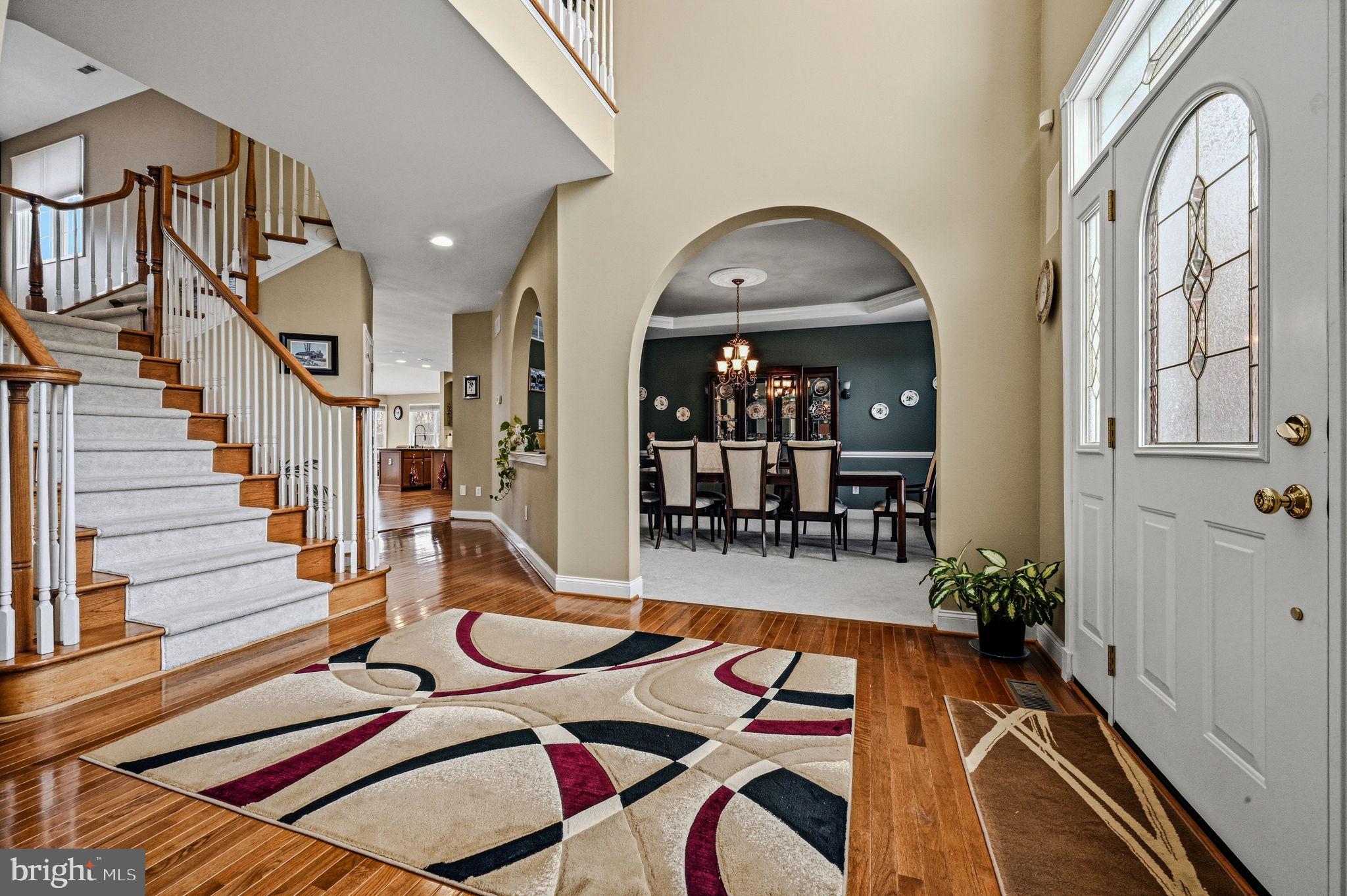 RED LION CHASE - Residential