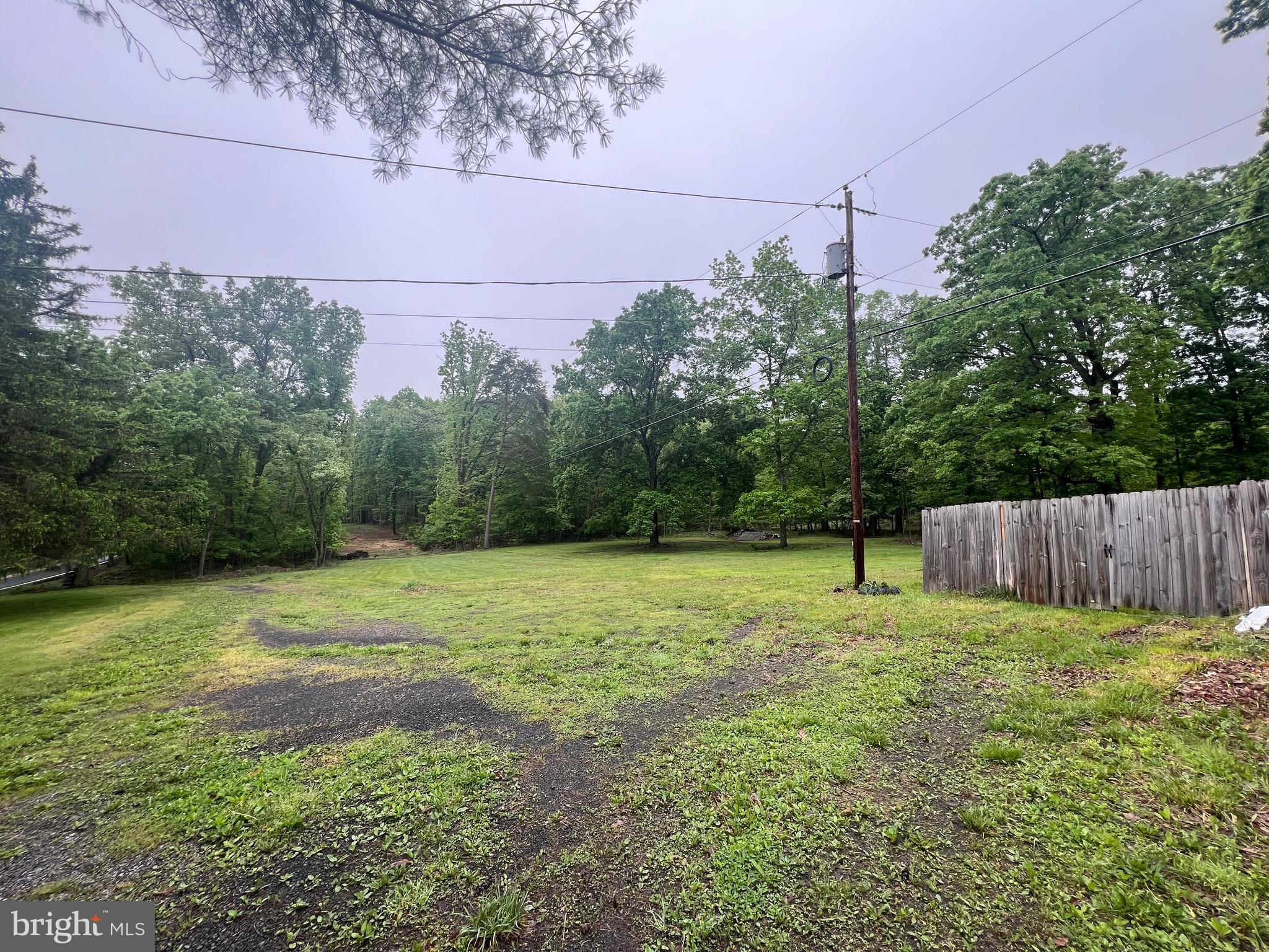KNOBLEY RD - Residential