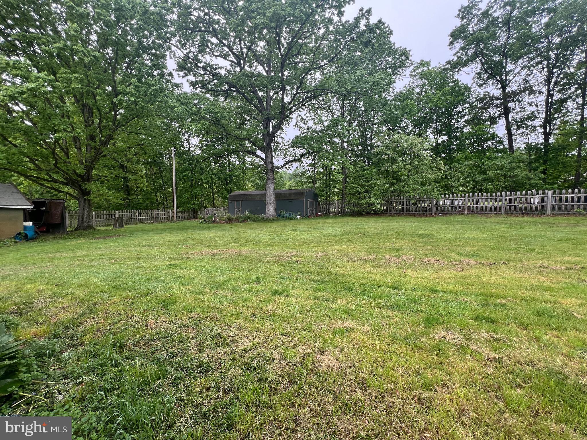 KNOBLEY RD - Residential