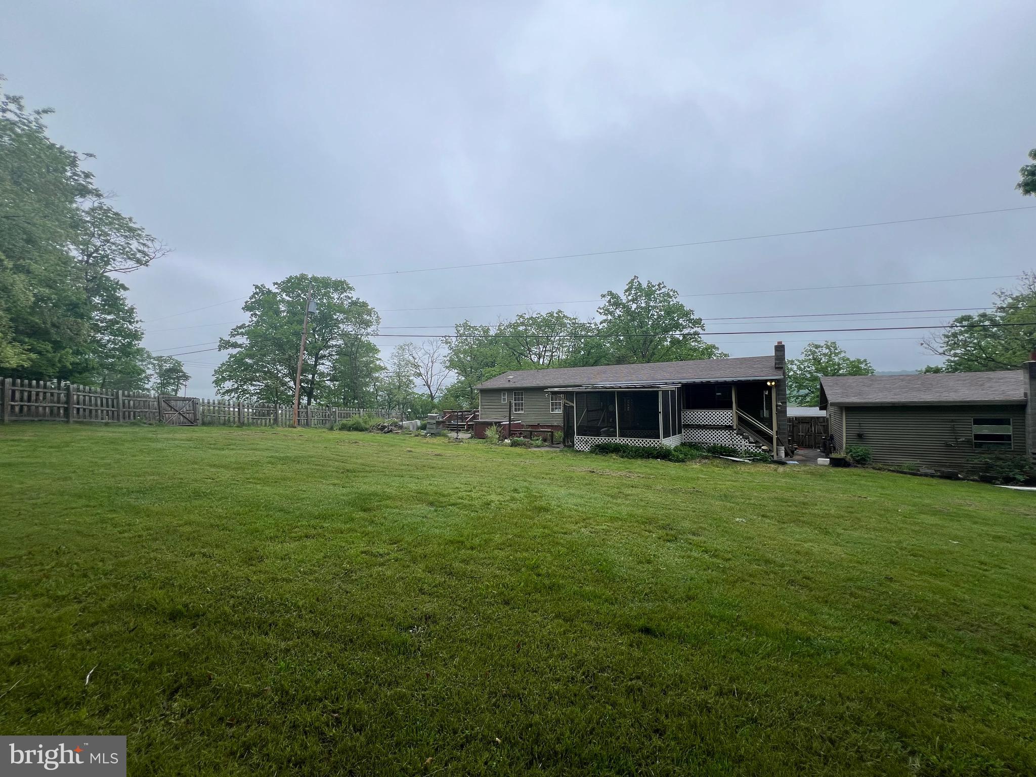 KNOBLEY RD - Residential