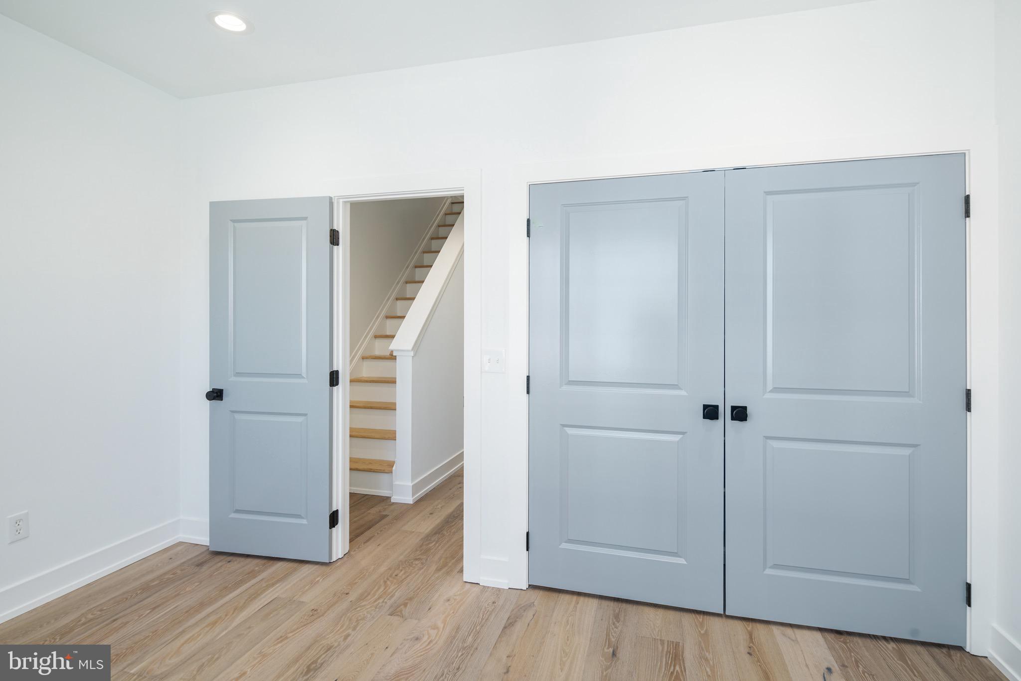 BELLA VISTA - Residential Lease