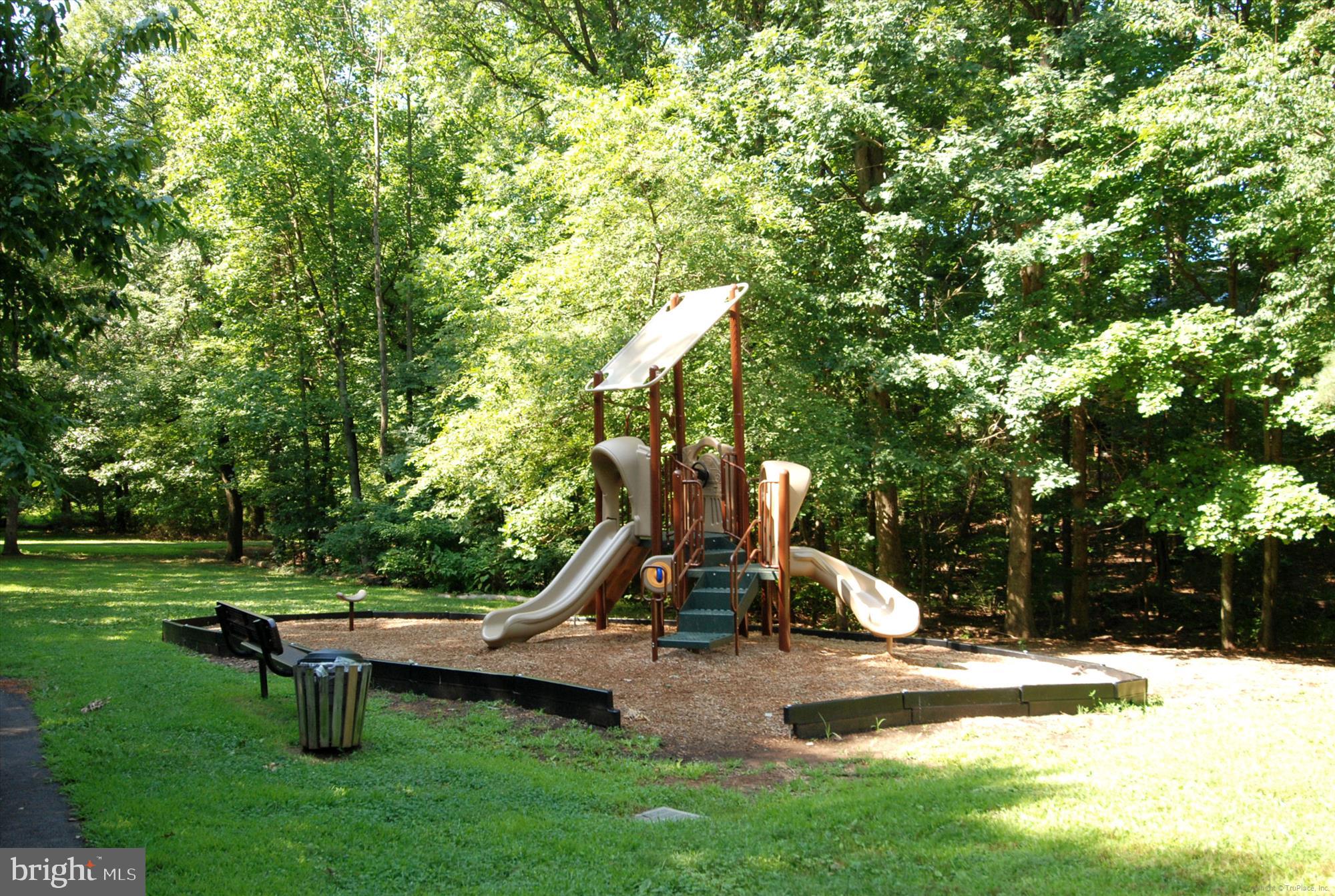 FAIR OAKS ESTATES - Residential