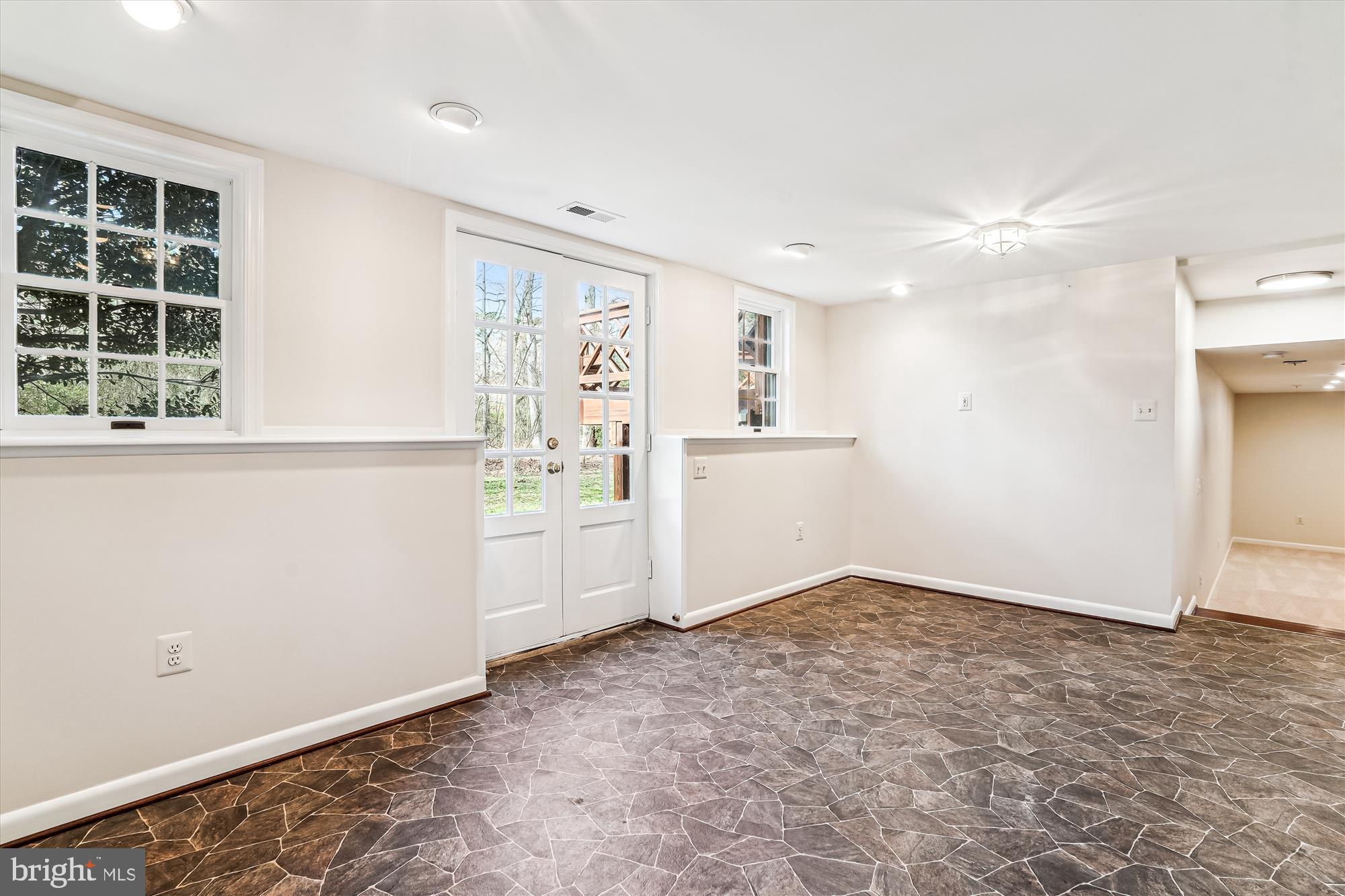 FAIR OAKS ESTATES - Residential