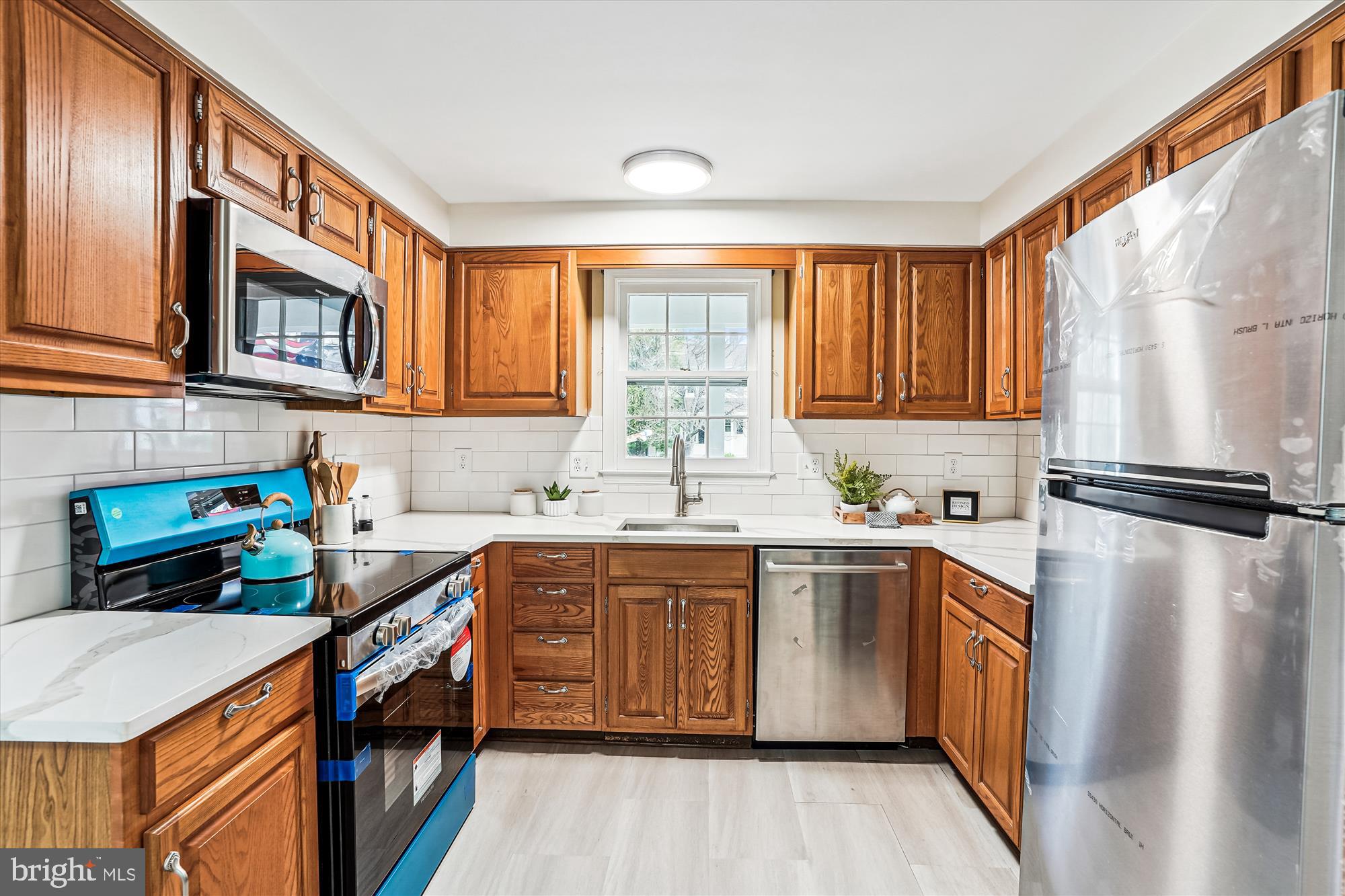 FAIR OAKS ESTATES - Residential