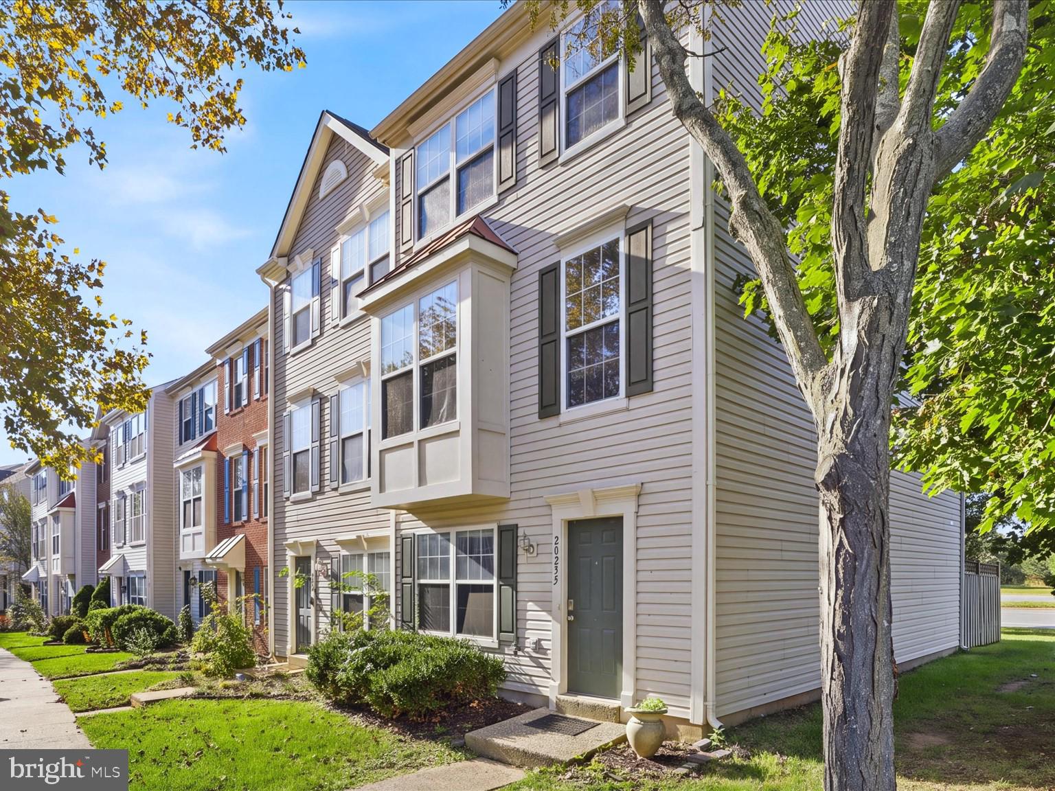 20235 BROOKVIEW SQUARE