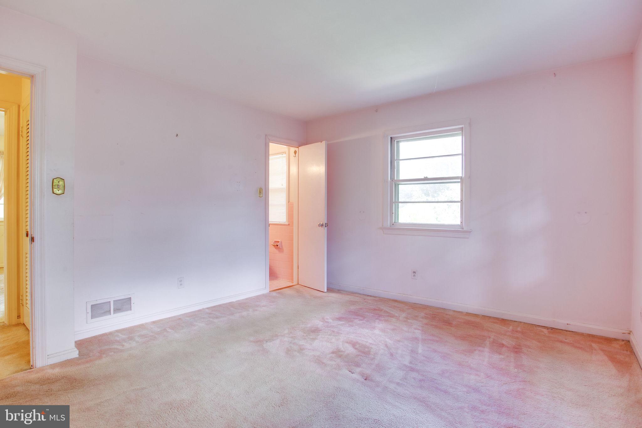 GOLF CLUB MANOR - Residential