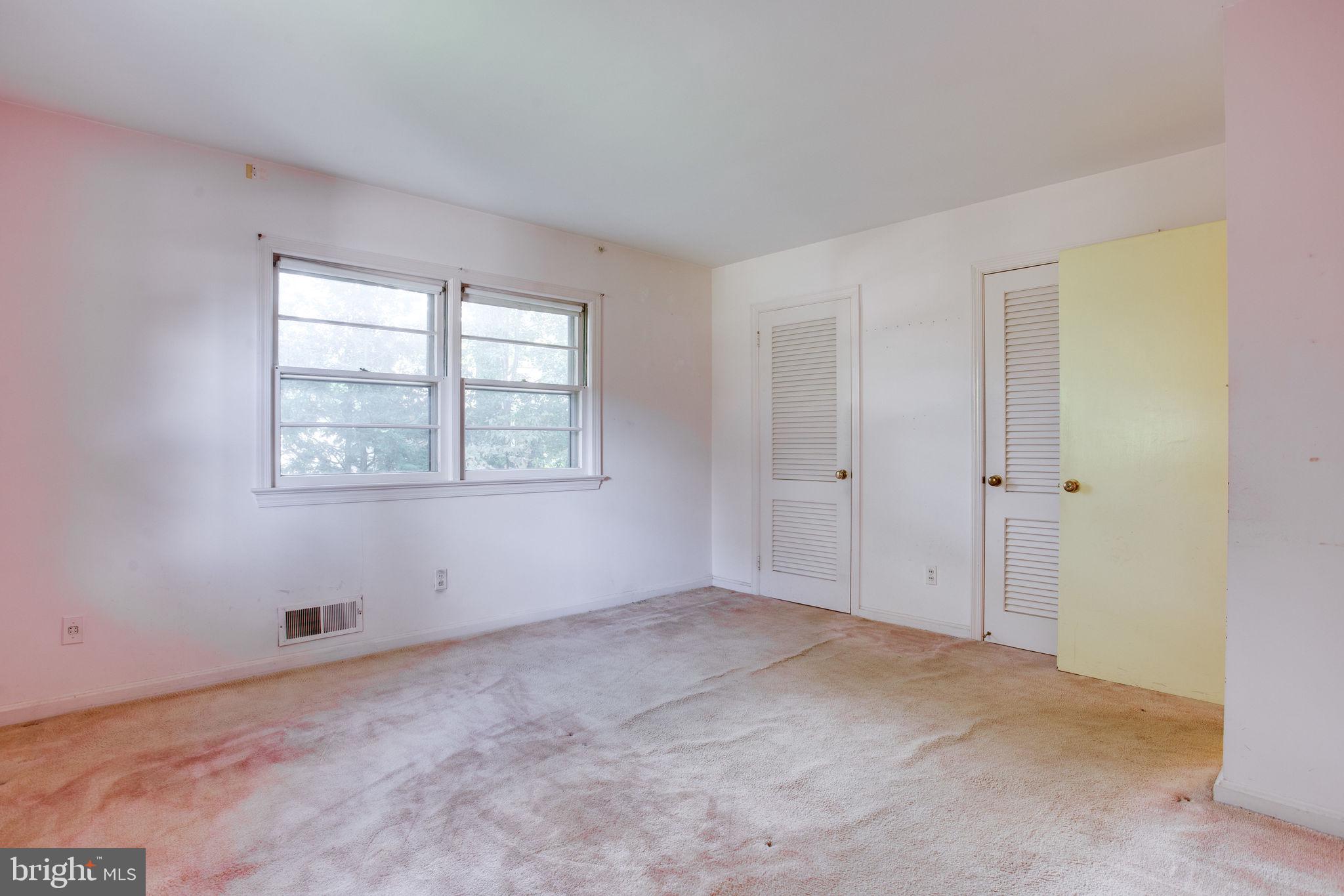 GOLF CLUB MANOR - Residential