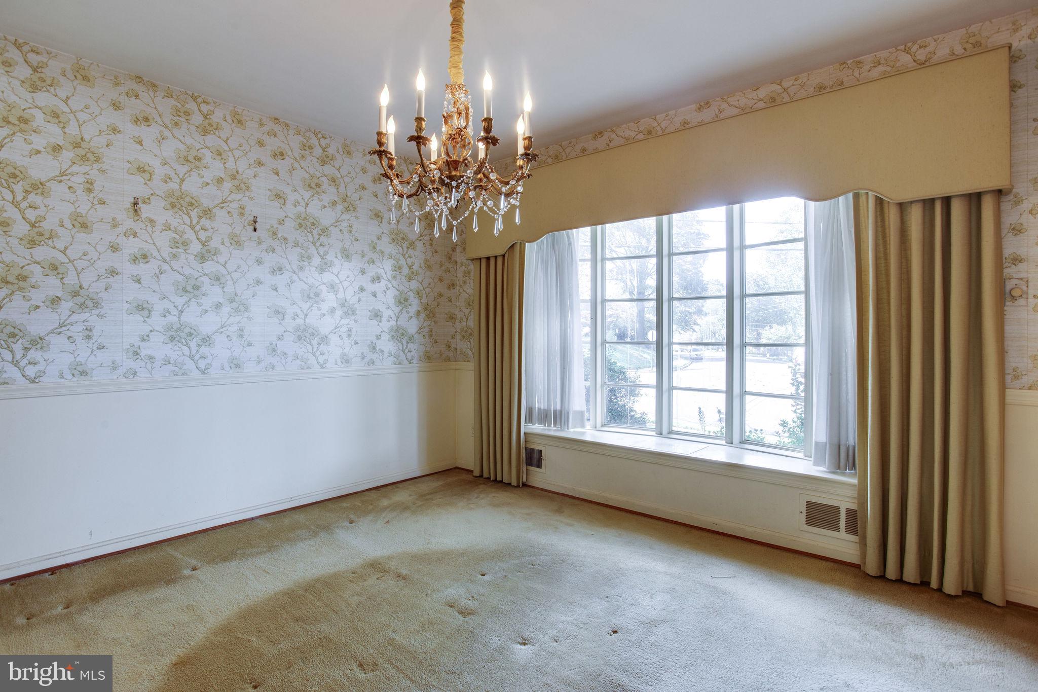 GOLF CLUB MANOR - Residential