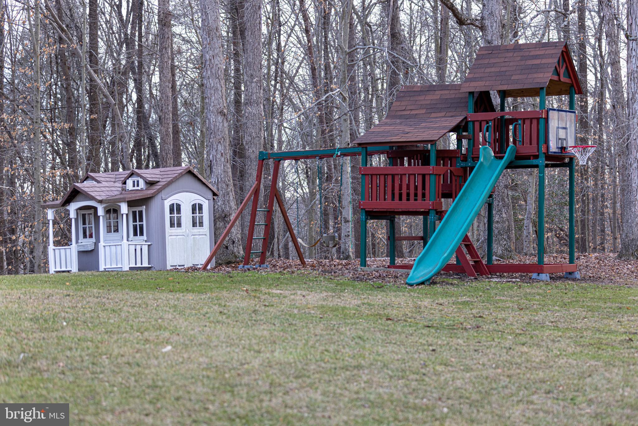 HAMPTON HUNT EST - Residential