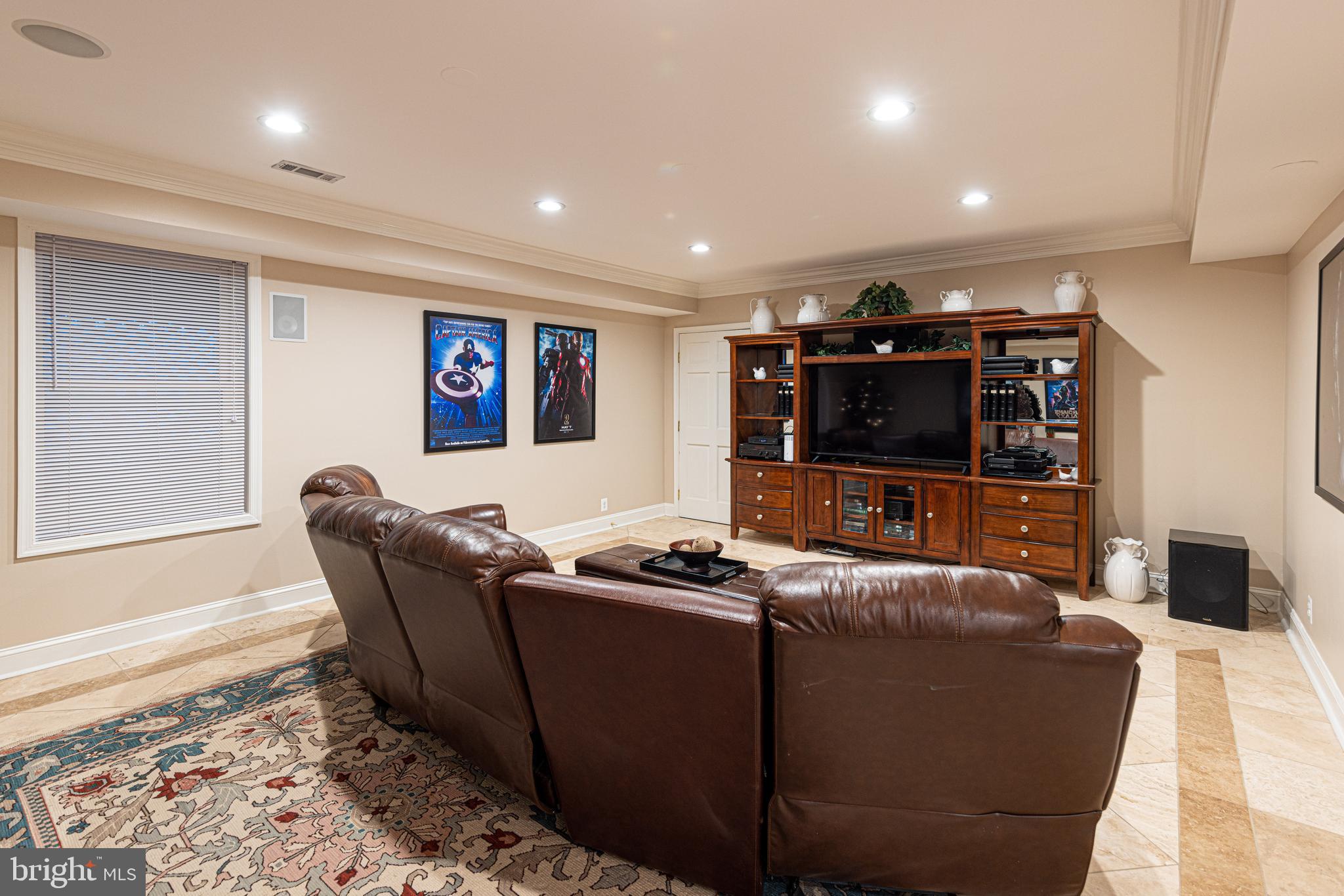 HAMPTON HUNT EST - Residential