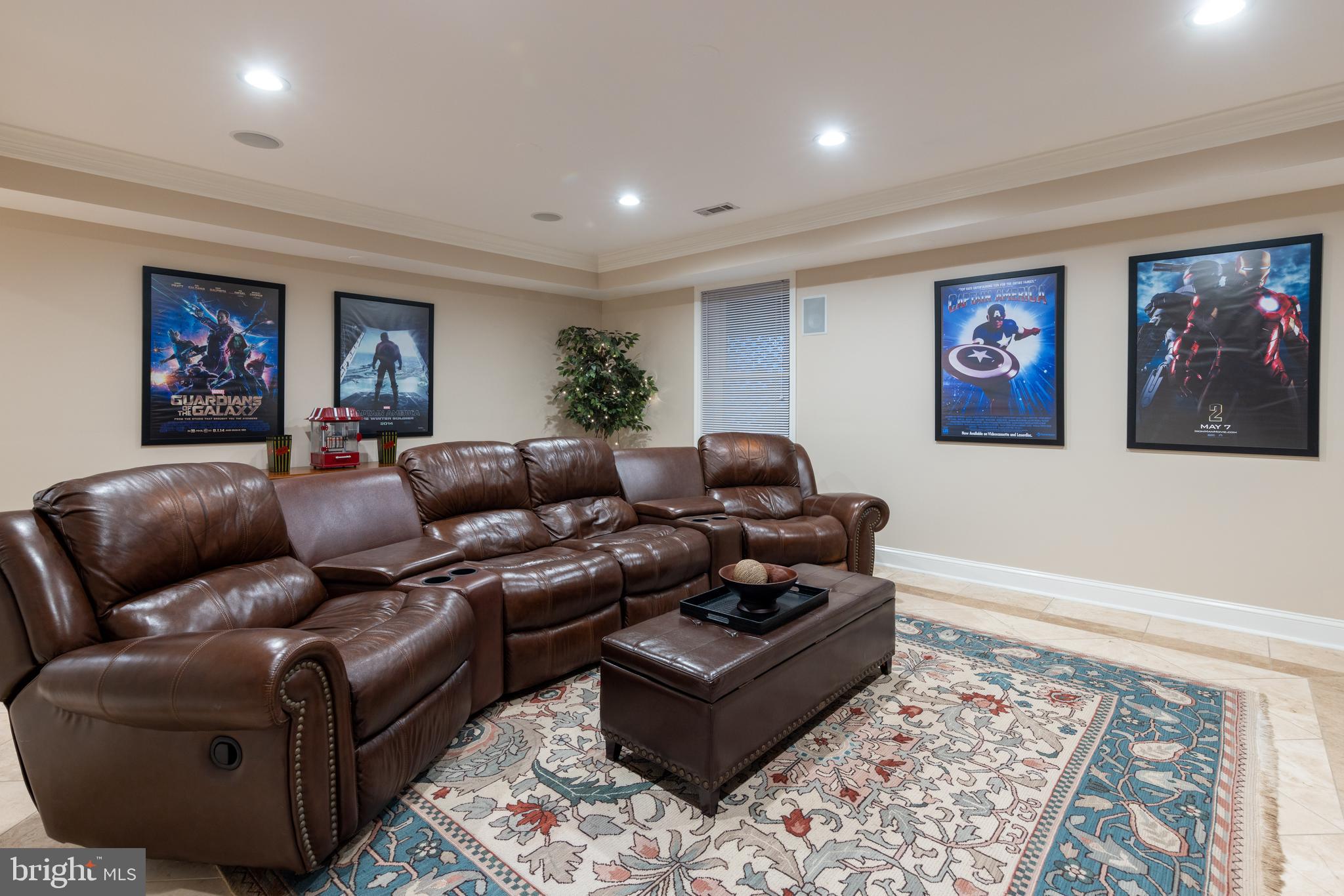 HAMPTON HUNT EST - Residential