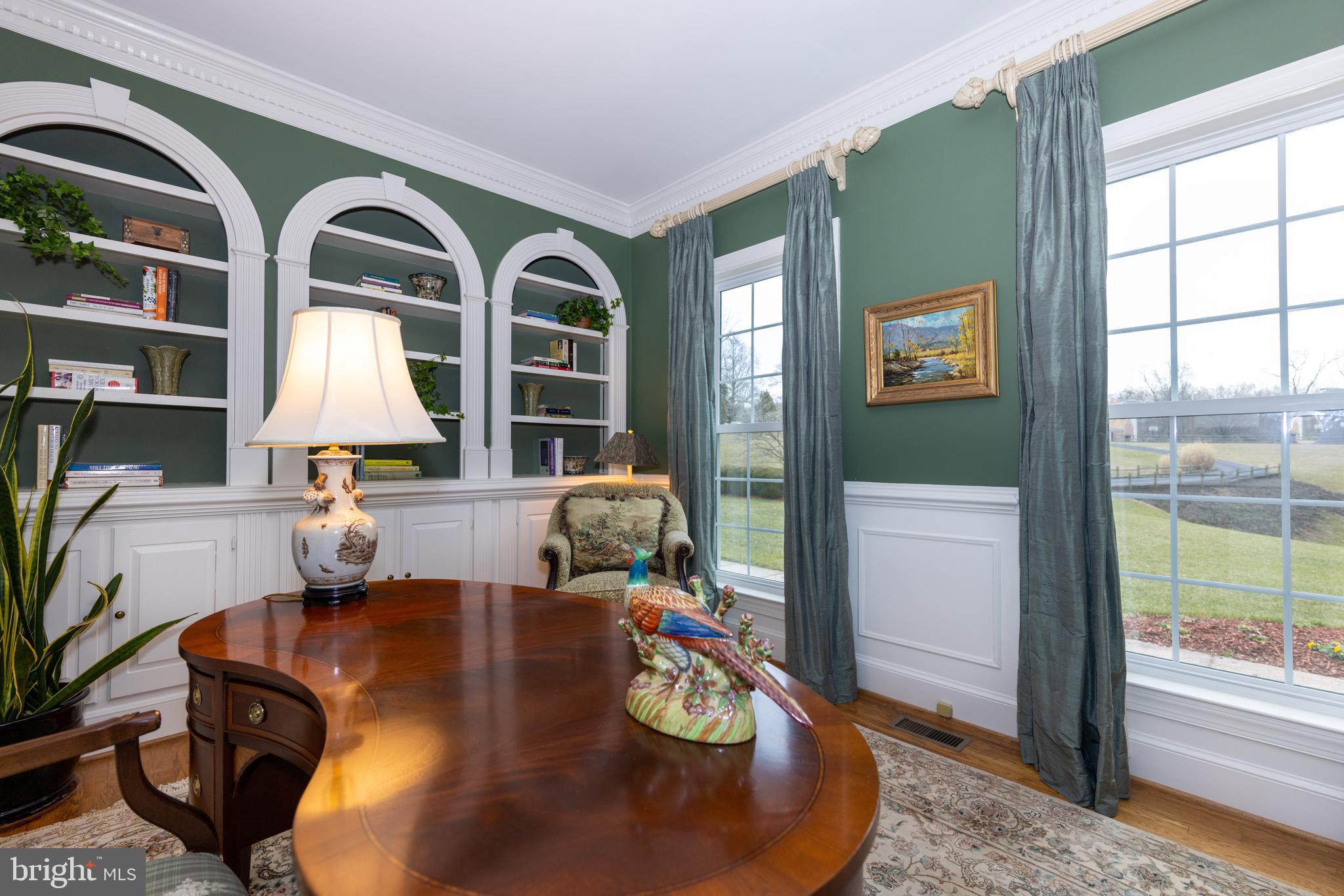 HAMPTON HUNT EST - Residential