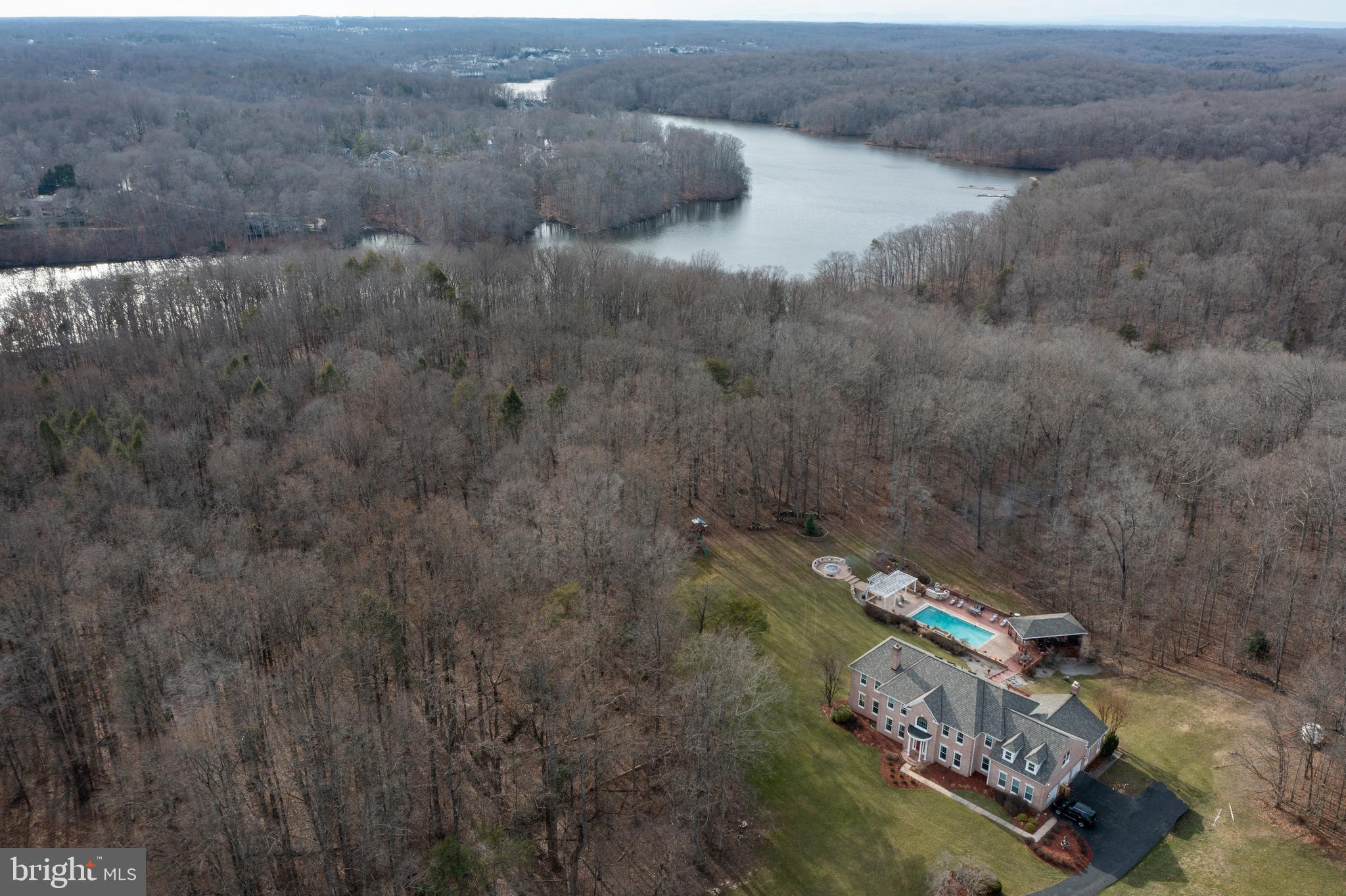 HAMPTON HUNT EST - Residential