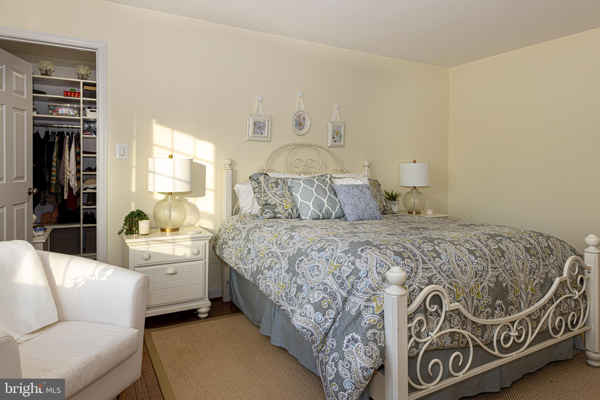 HAMPTON HUNT EST - Residential