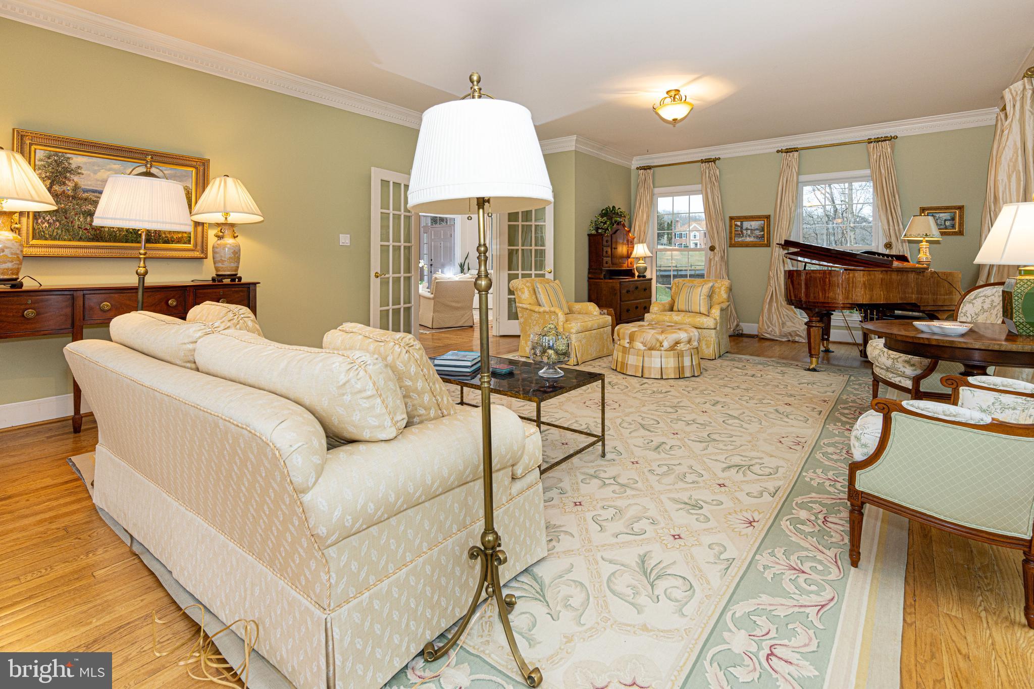 HAMPTON HUNT EST - Residential