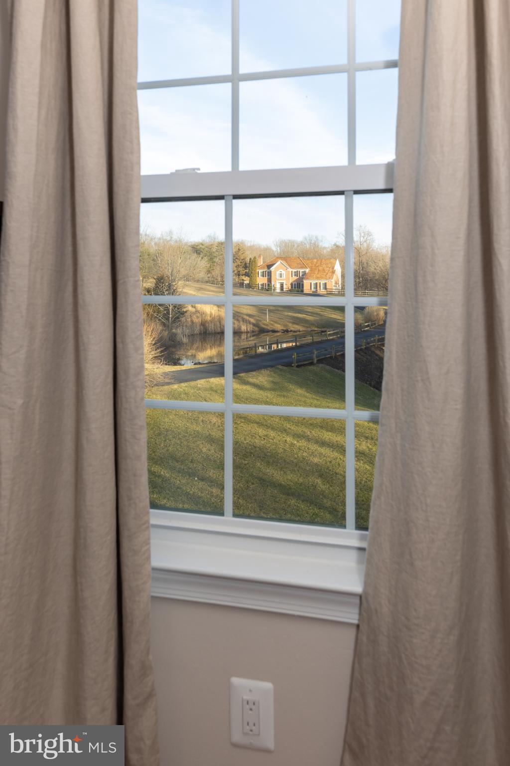 HAMPTON HUNT EST - Residential