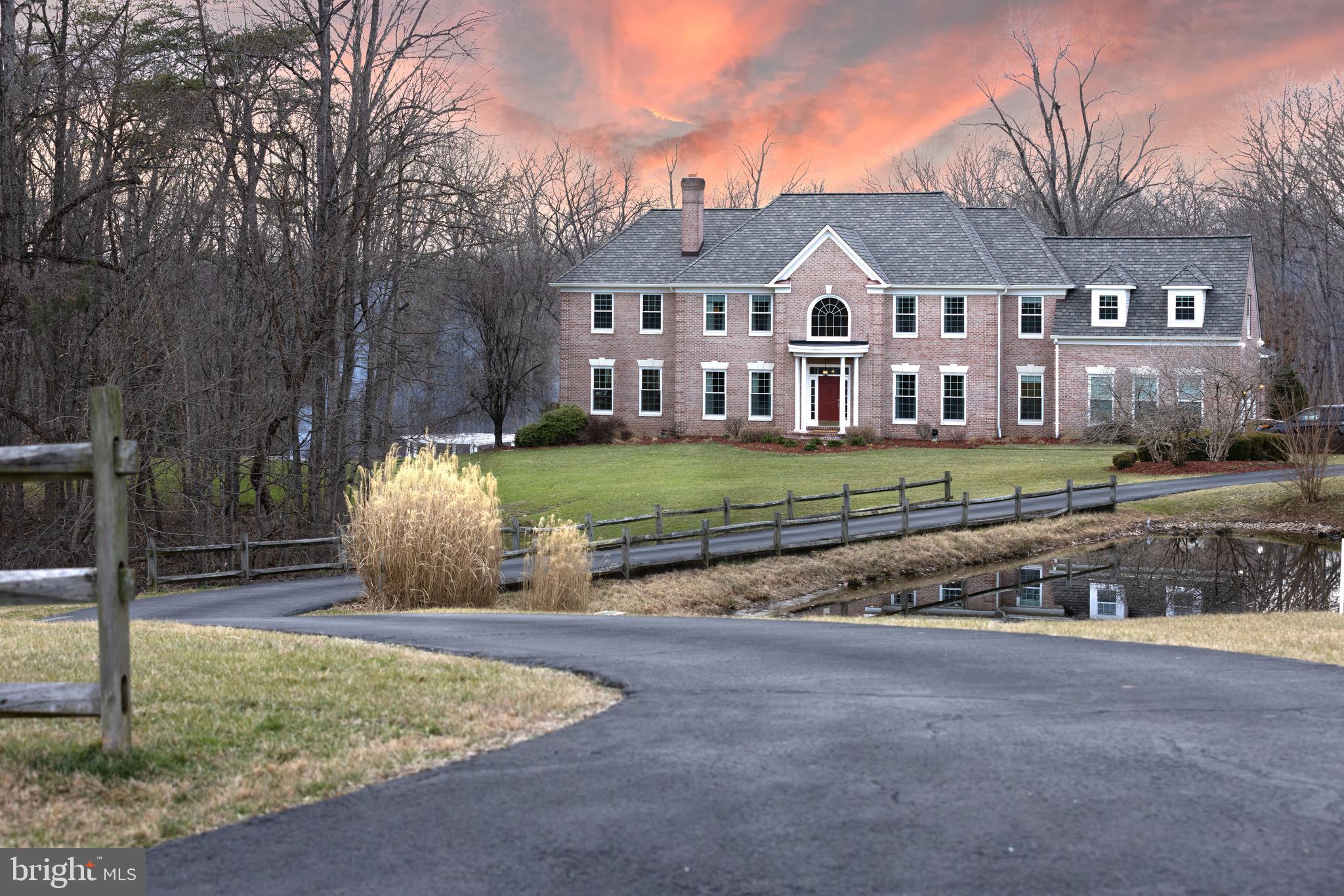 HAMPTON HUNT EST - Residential