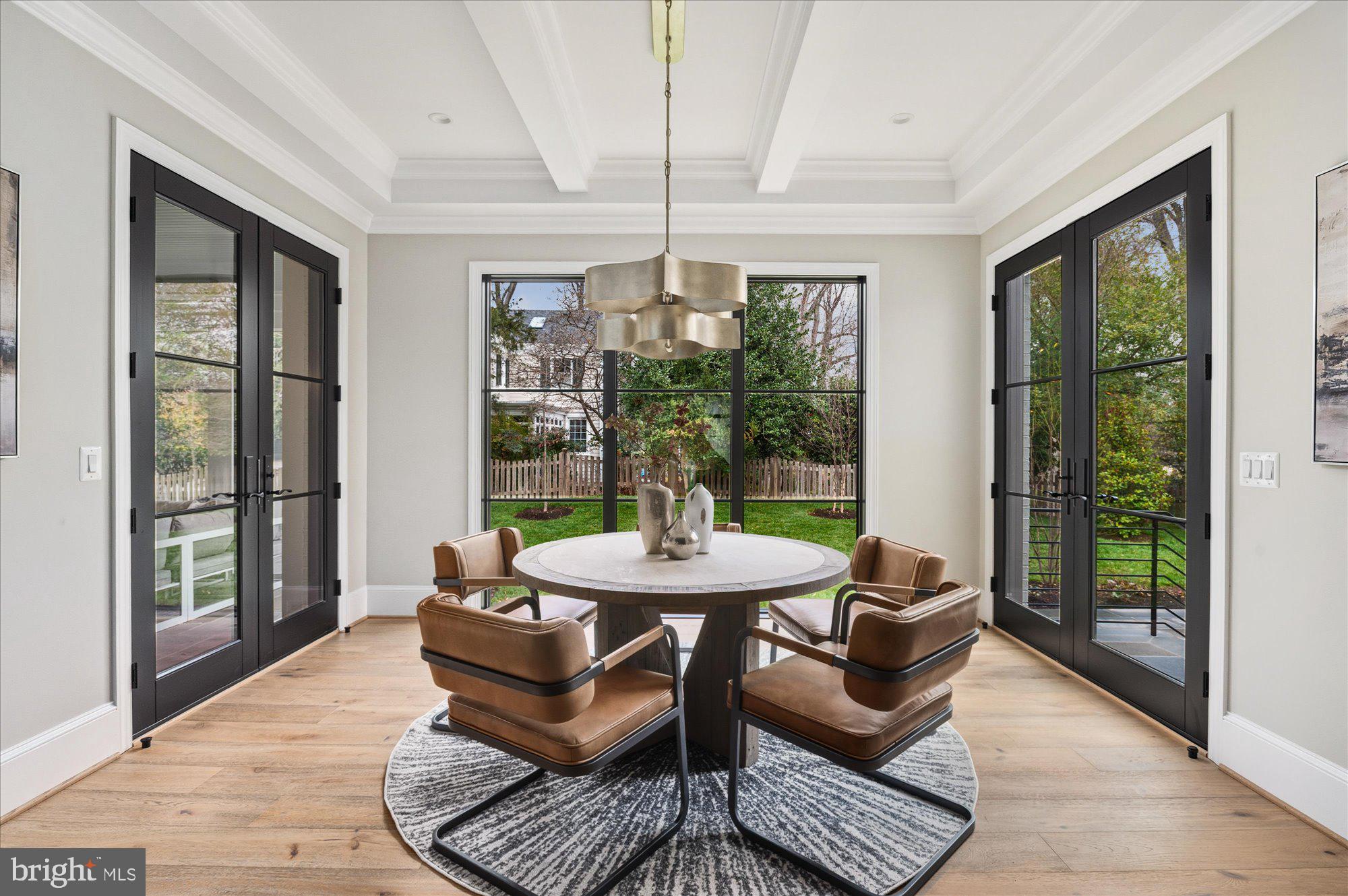 CHESTERBROOK WOODS - Residential