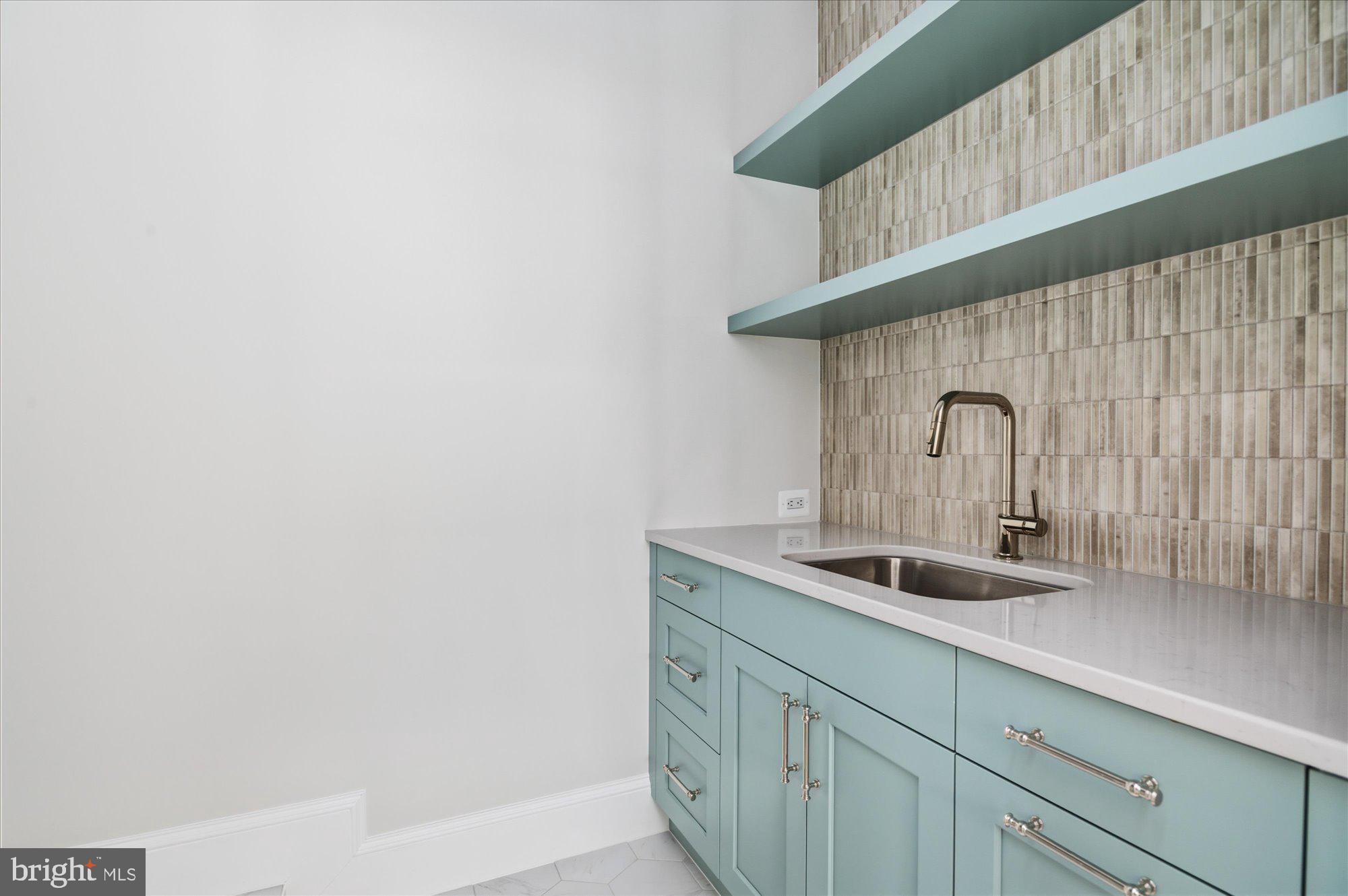 CHESTERBROOK WOODS - Residential