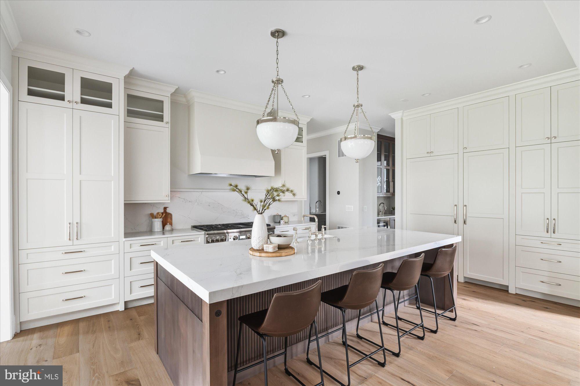 CHESTERBROOK WOODS - Residential