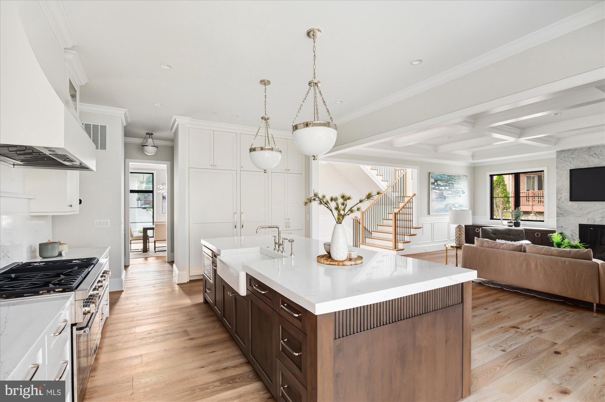 CHESTERBROOK WOODS - Residential