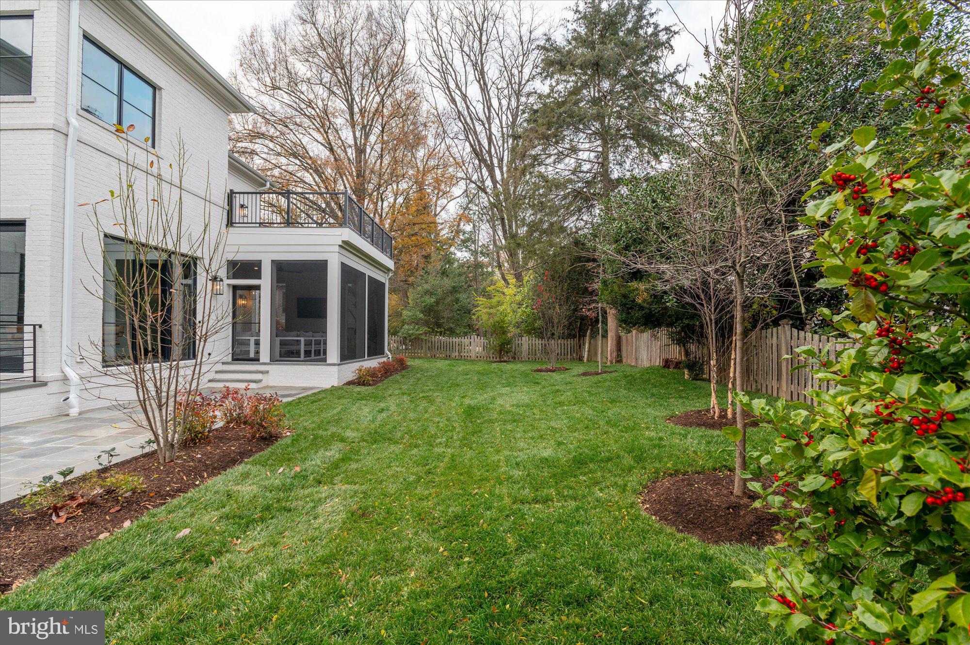 CHESTERBROOK WOODS - Residential