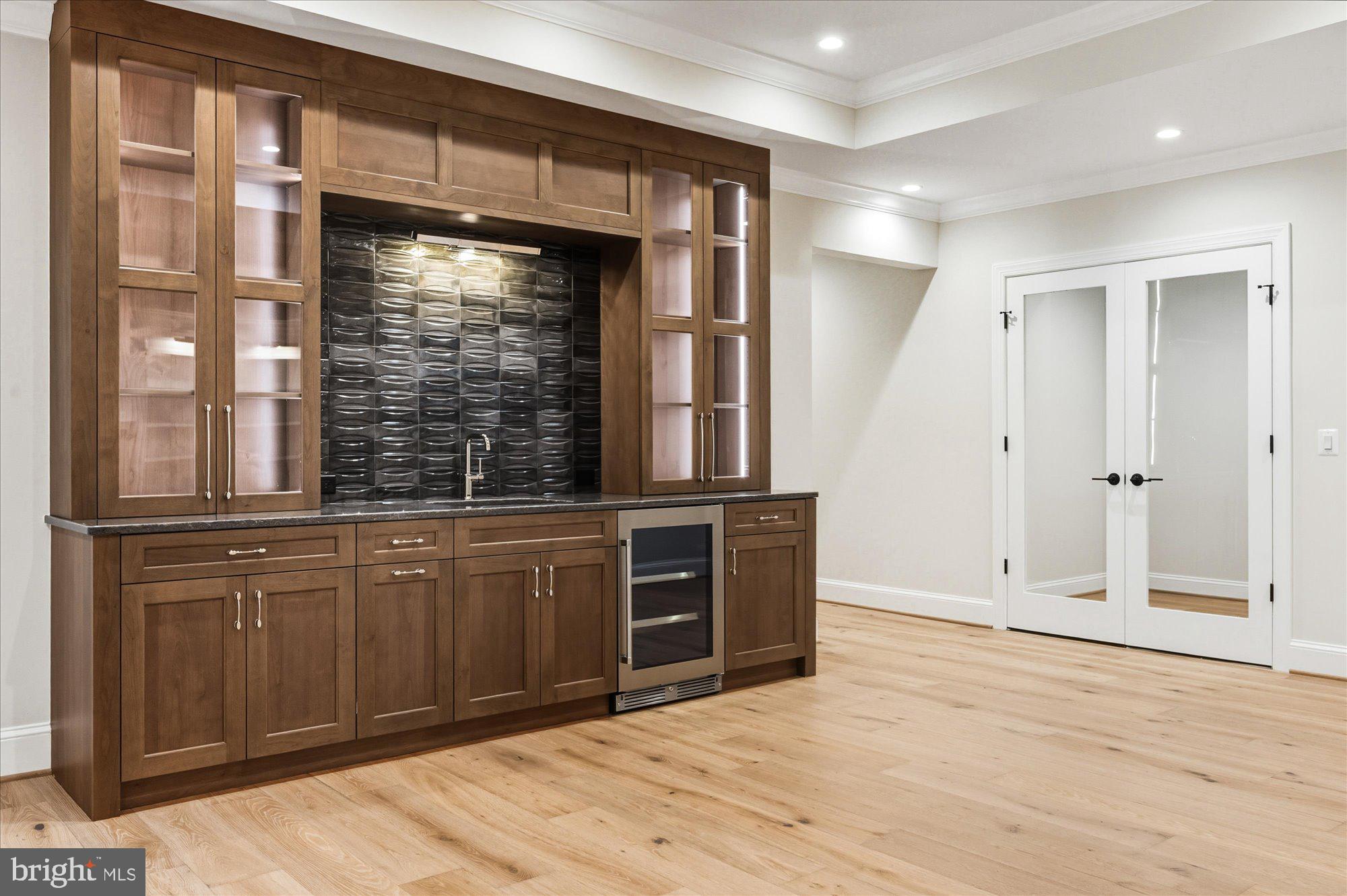 CHESTERBROOK WOODS - Residential