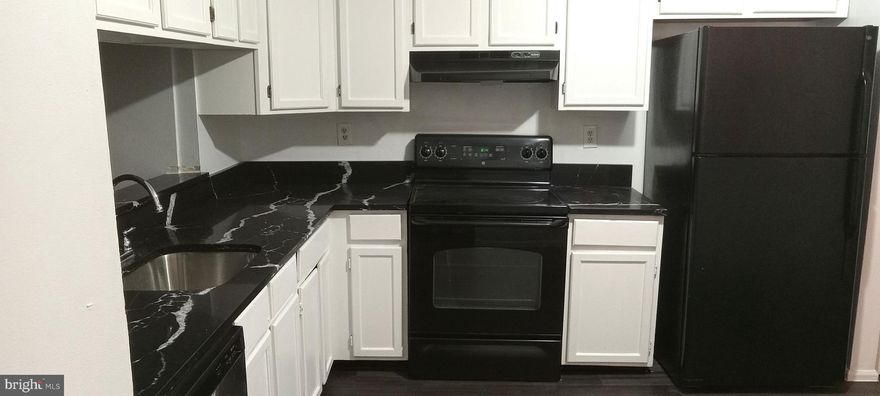 A Newly Renovated three bedroom, 2.5-bath townhouse with finished basement is ready to move-in. Recent Renovations include: New kitchen counter top, appliances, and bathroom vanities, New carpeting, New Hardwood flooring, freshly painted. It is a very well maintained three-level home with extra-large bedrooms and amenities such as a wood-burning fireplace, an eat-in kitchen, and a deck, and it's located in the Montgomery County school district with access to community facilities like swimming pool and jogging trails.