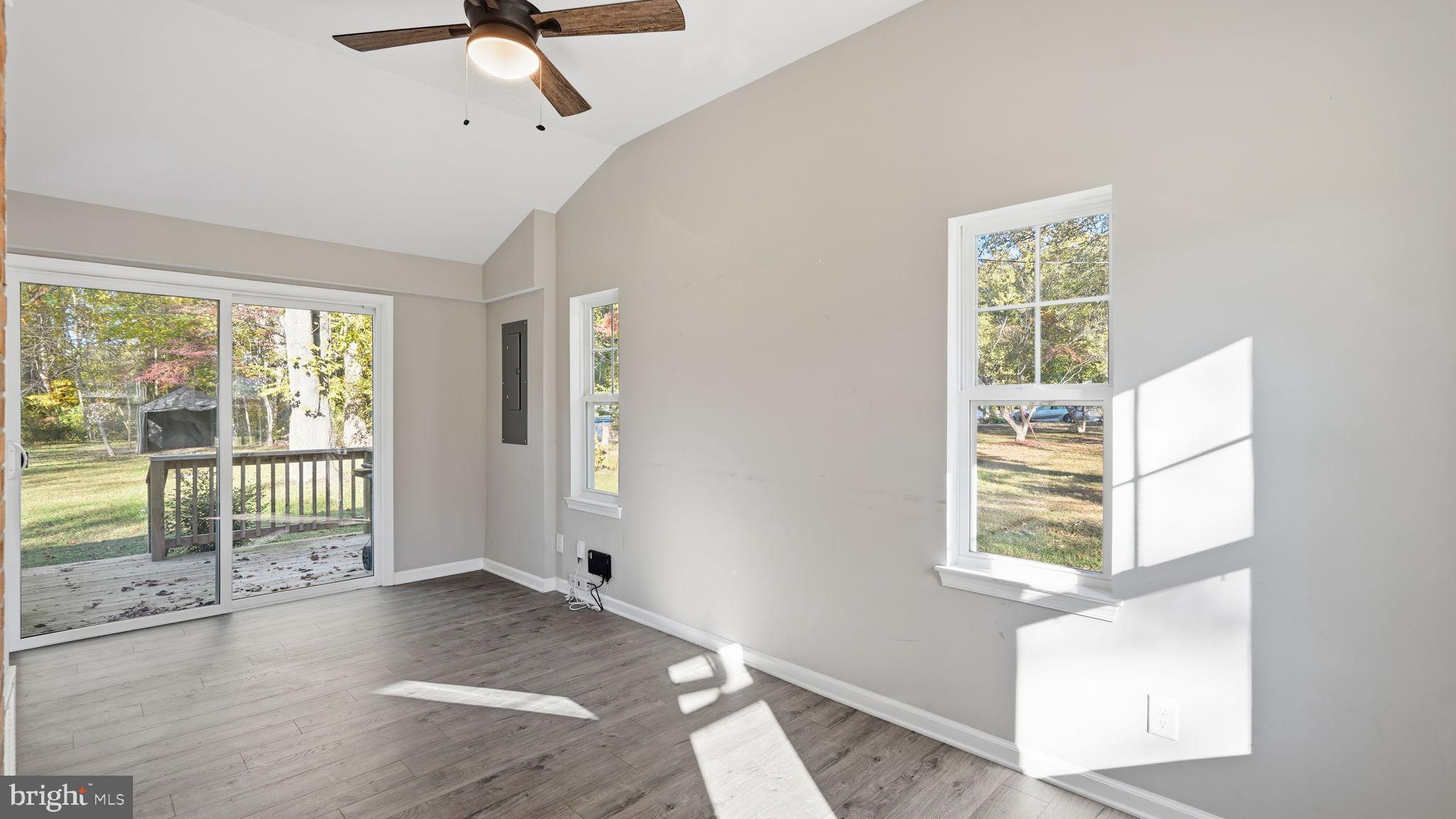 BOSWELL - Residential