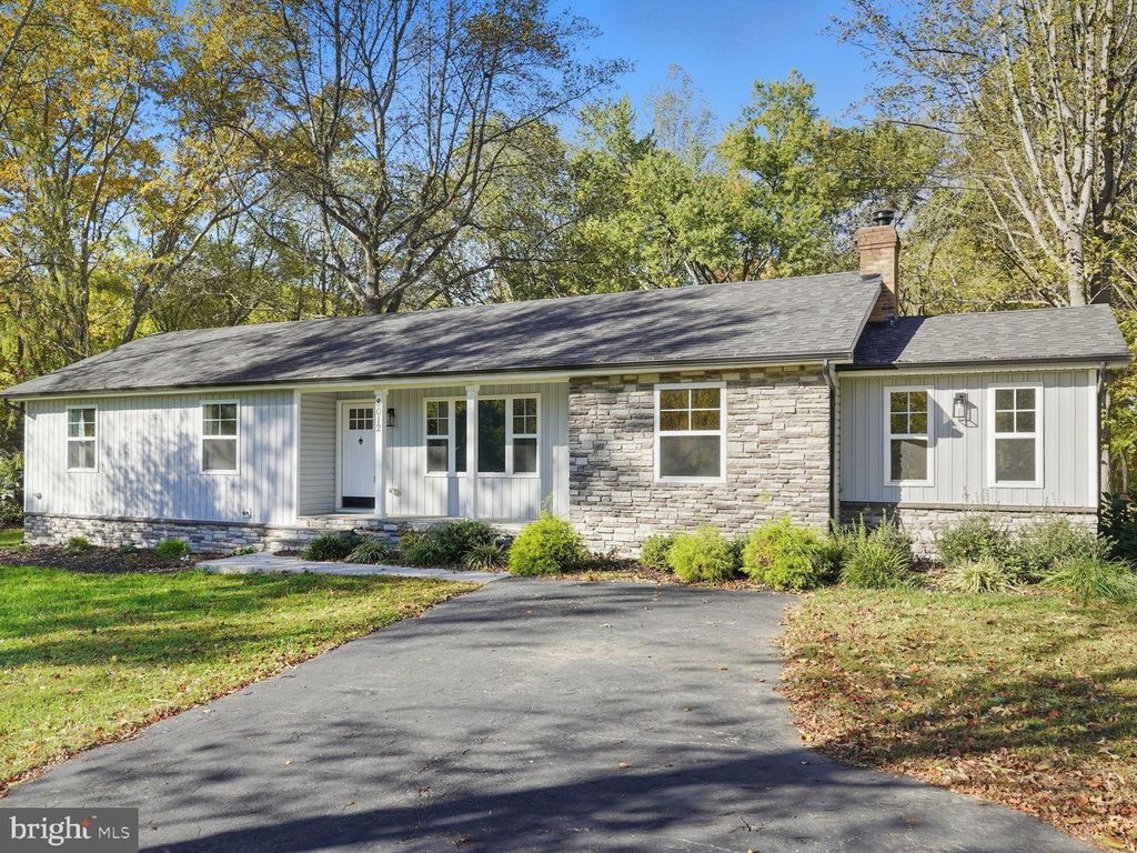 Photo of 8012 Flippo Drive, FREDERICKSBURG, VA 22408 (MLS # VASP2037050)