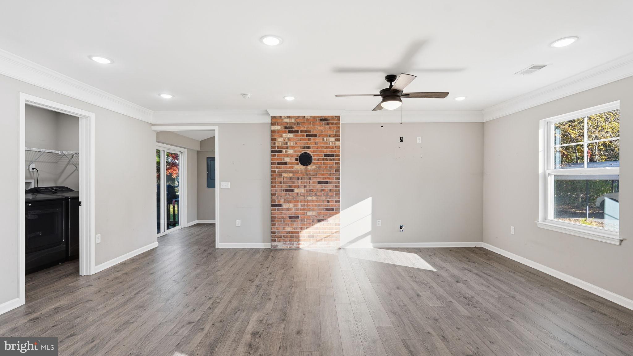 BOSWELL - Residential