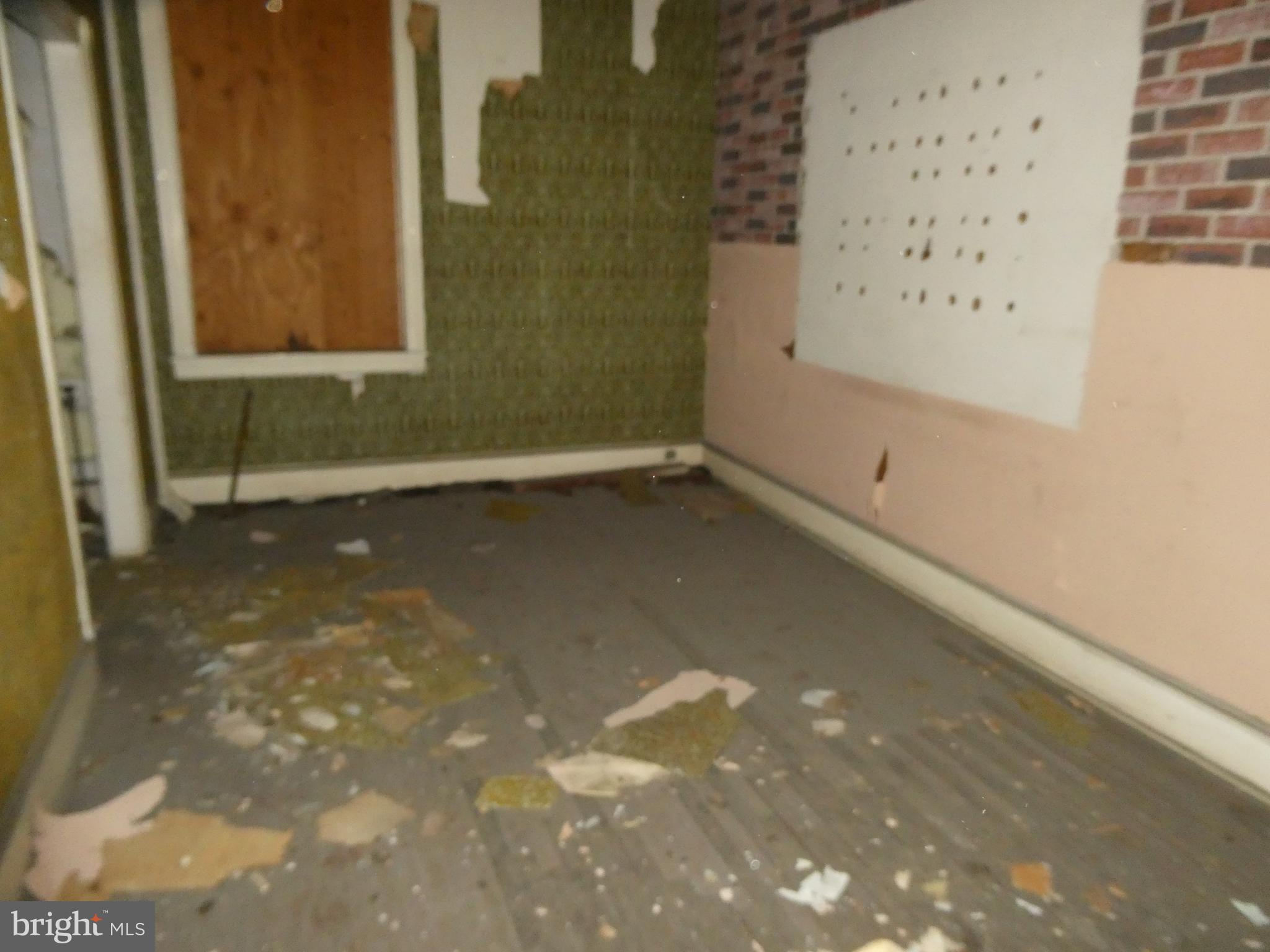 NICETOWN-TIOGA - Commercial Sale