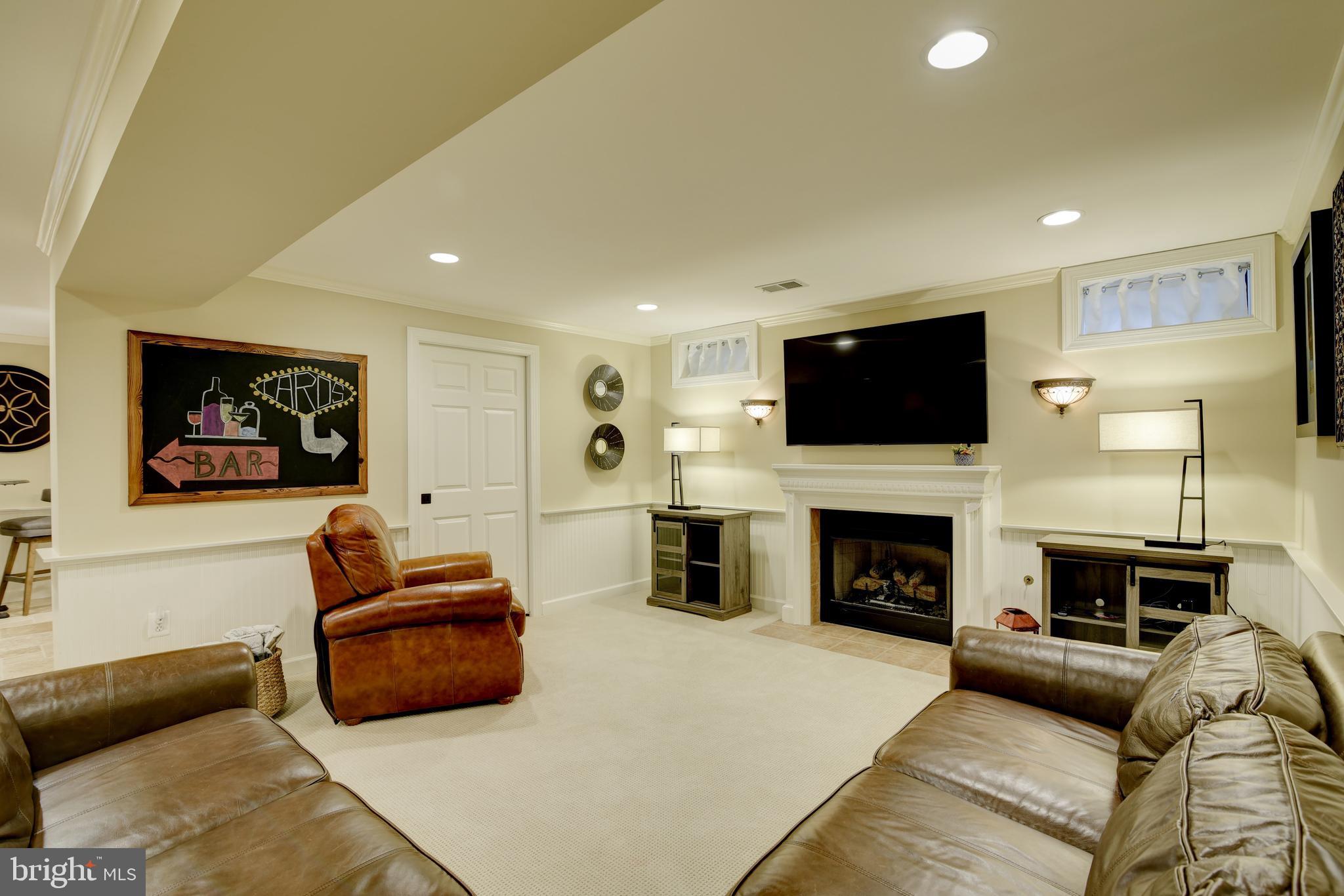 RIVER CREEK - Residential