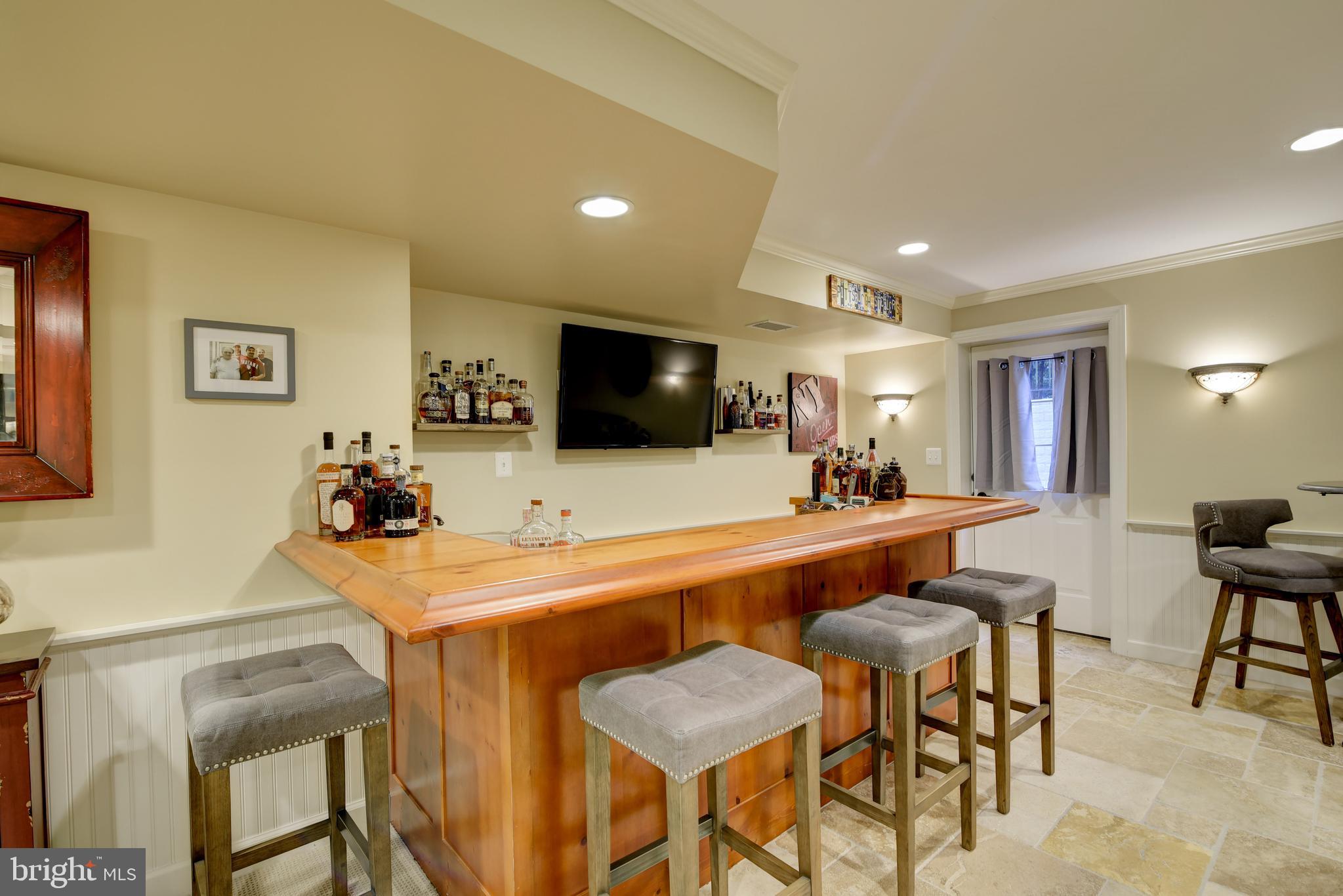 RIVER CREEK - Residential