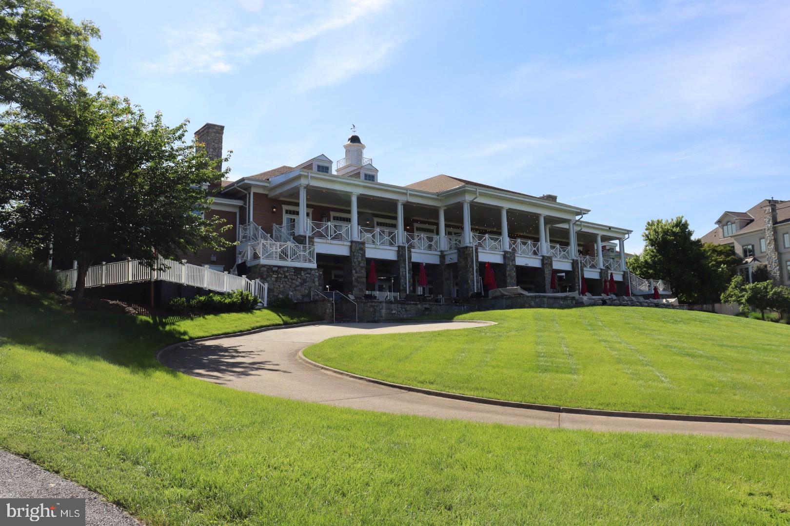 RIVER CREEK - Residential