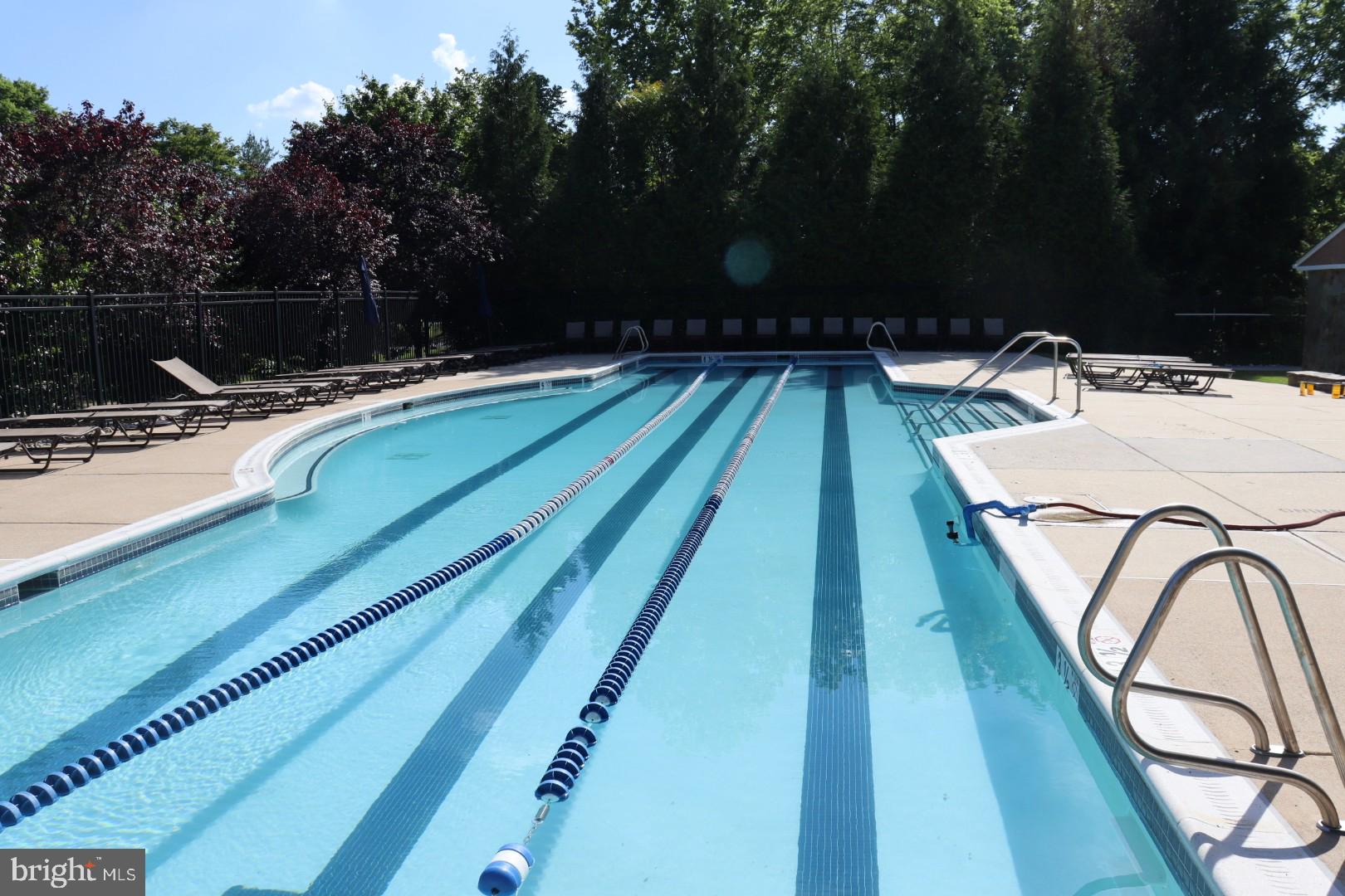 RIVER CREEK - Residential