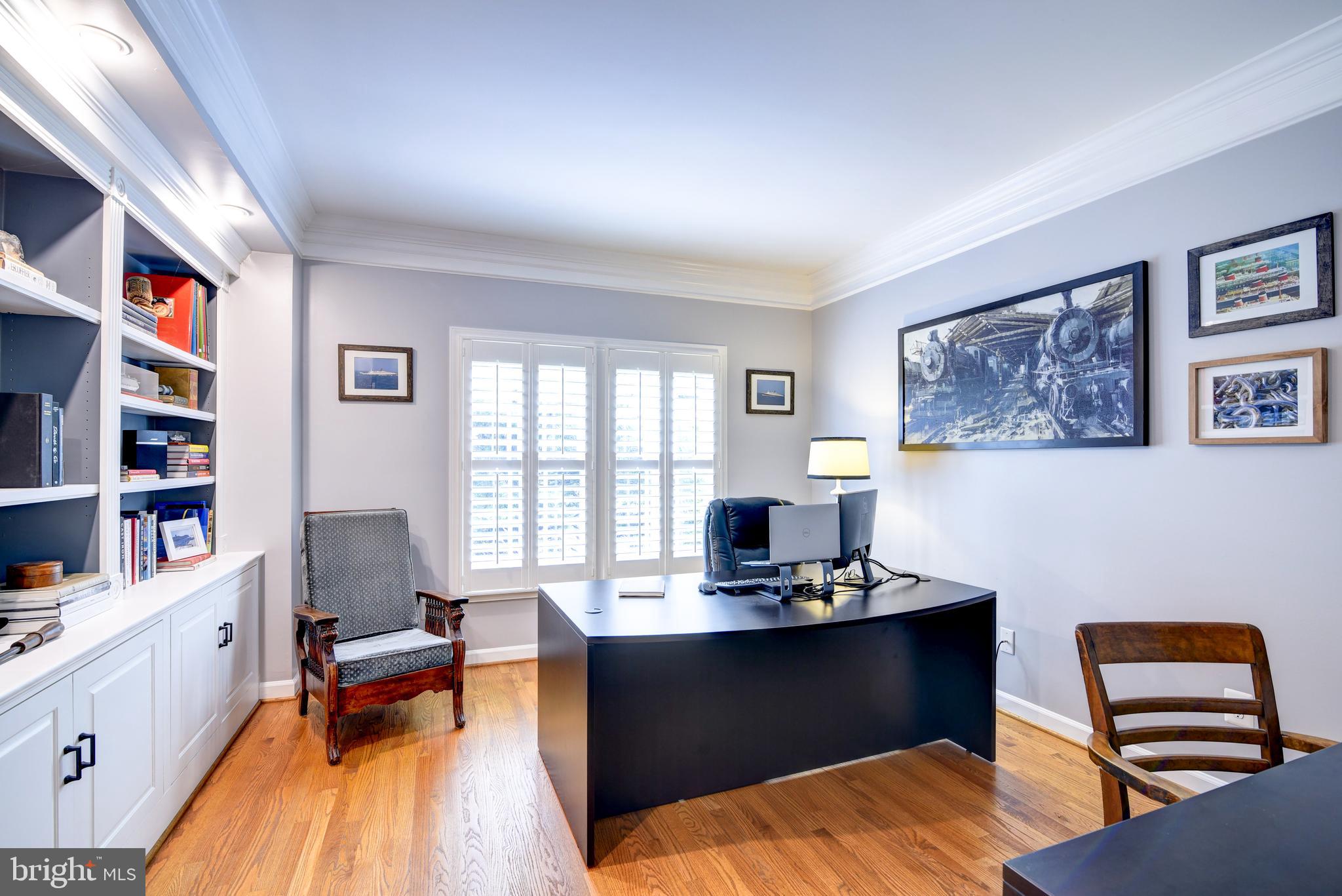 RIVER CREEK - Residential