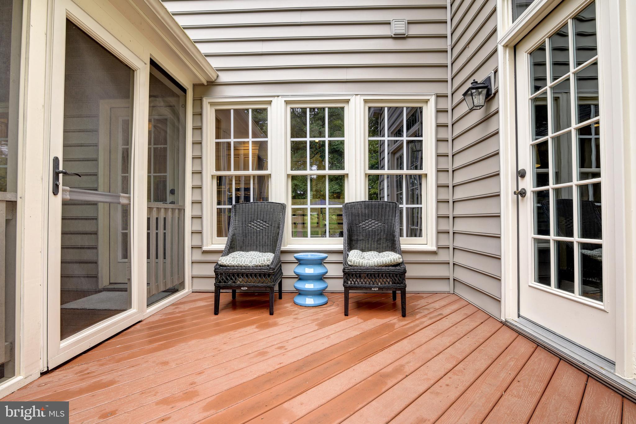 RIVER CREEK - Residential