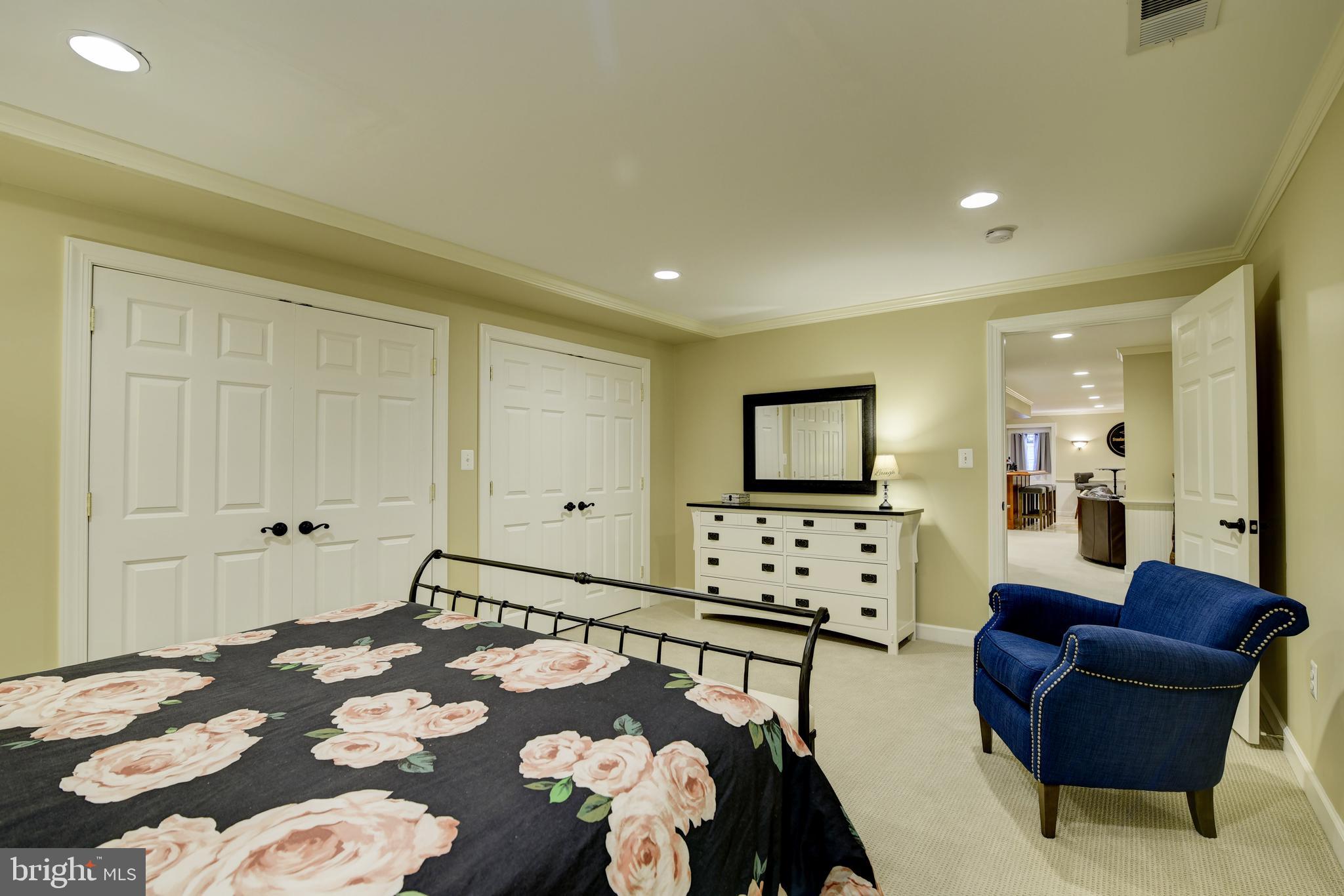 RIVER CREEK - Residential