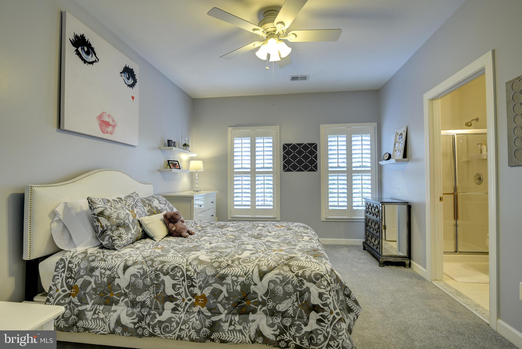 RIVER CREEK - Residential