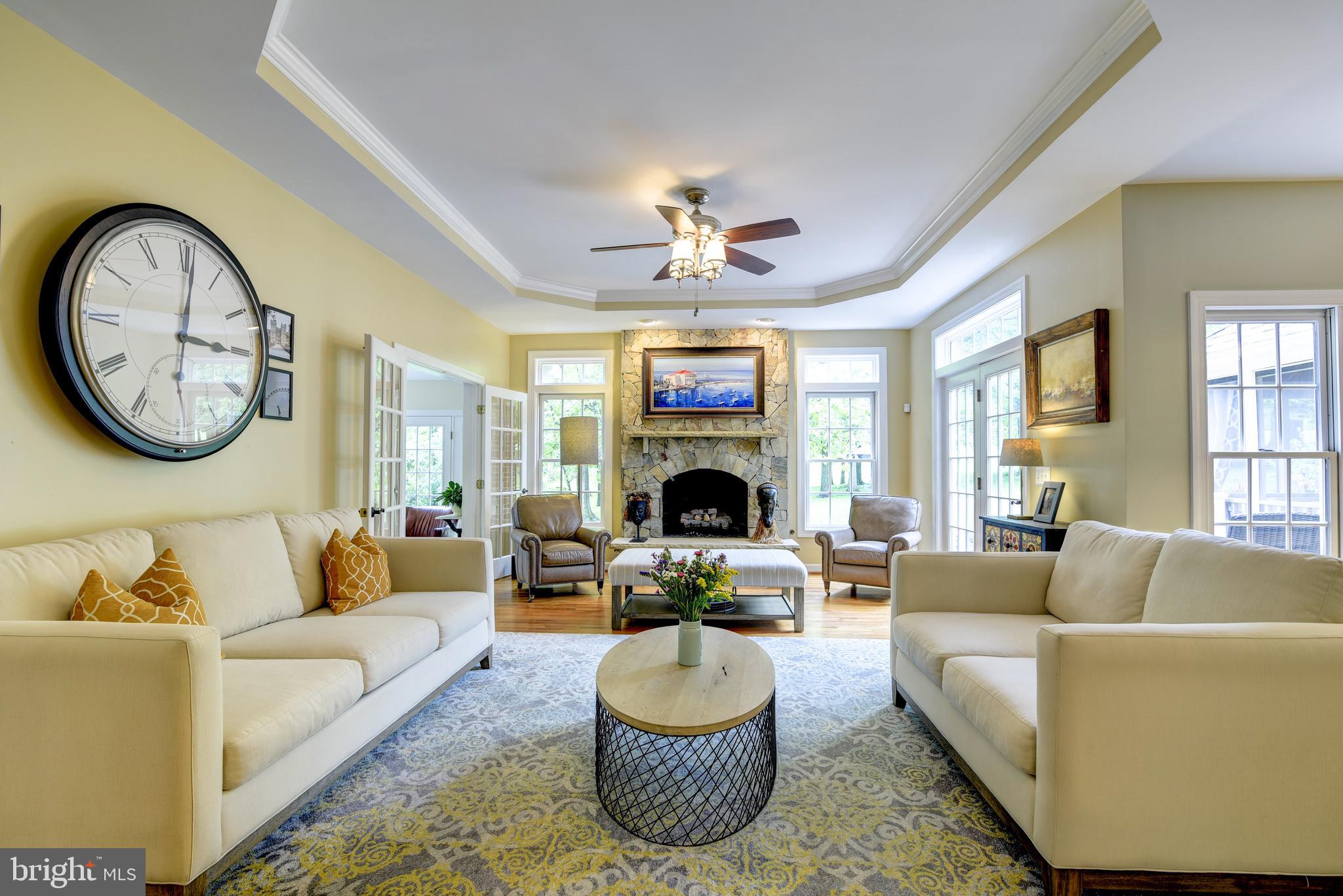 RIVER CREEK - Residential