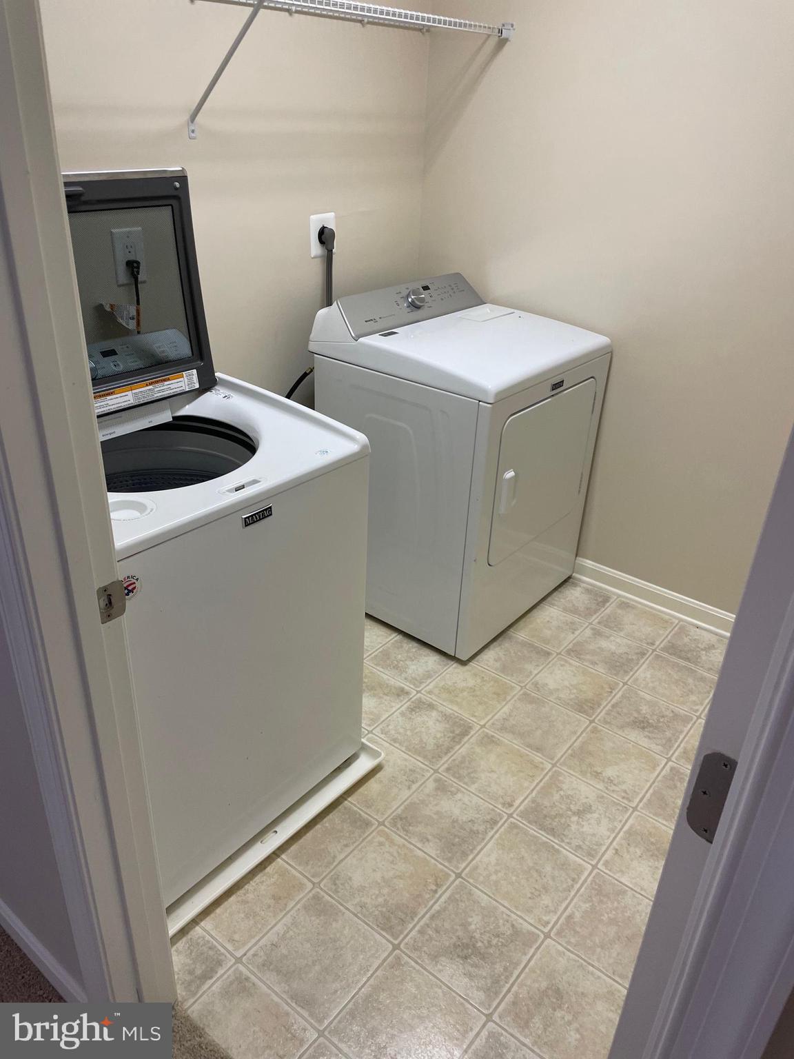 RED BUD RUN - Residential Lease