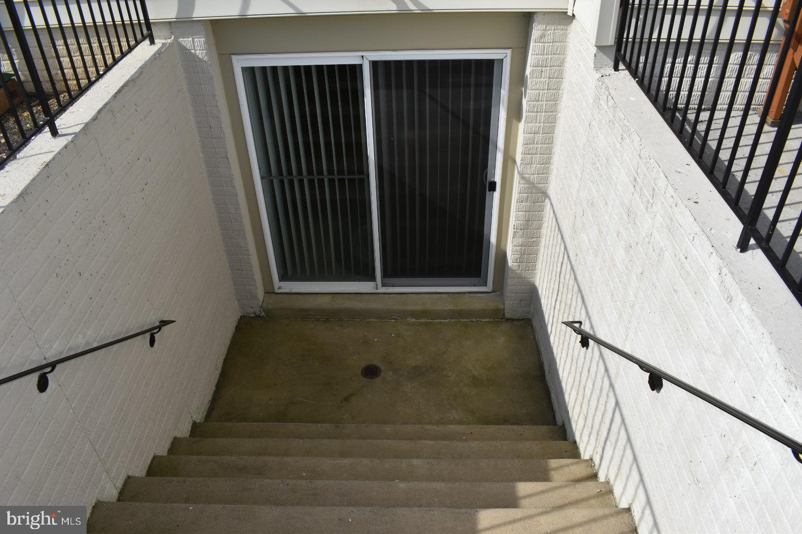 RED BUD RUN - Residential Lease