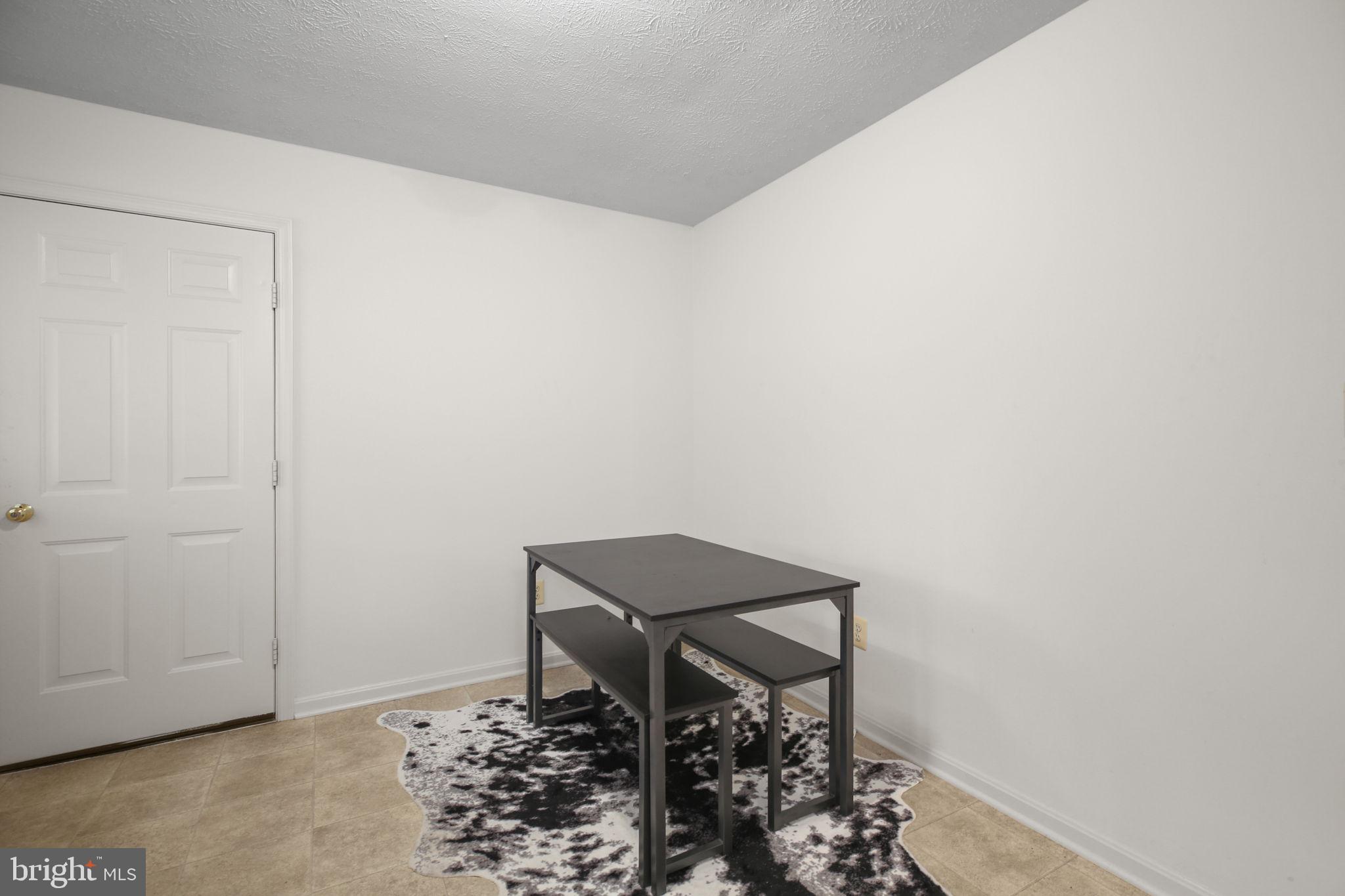 FAIRFIELD WOODS - Residential