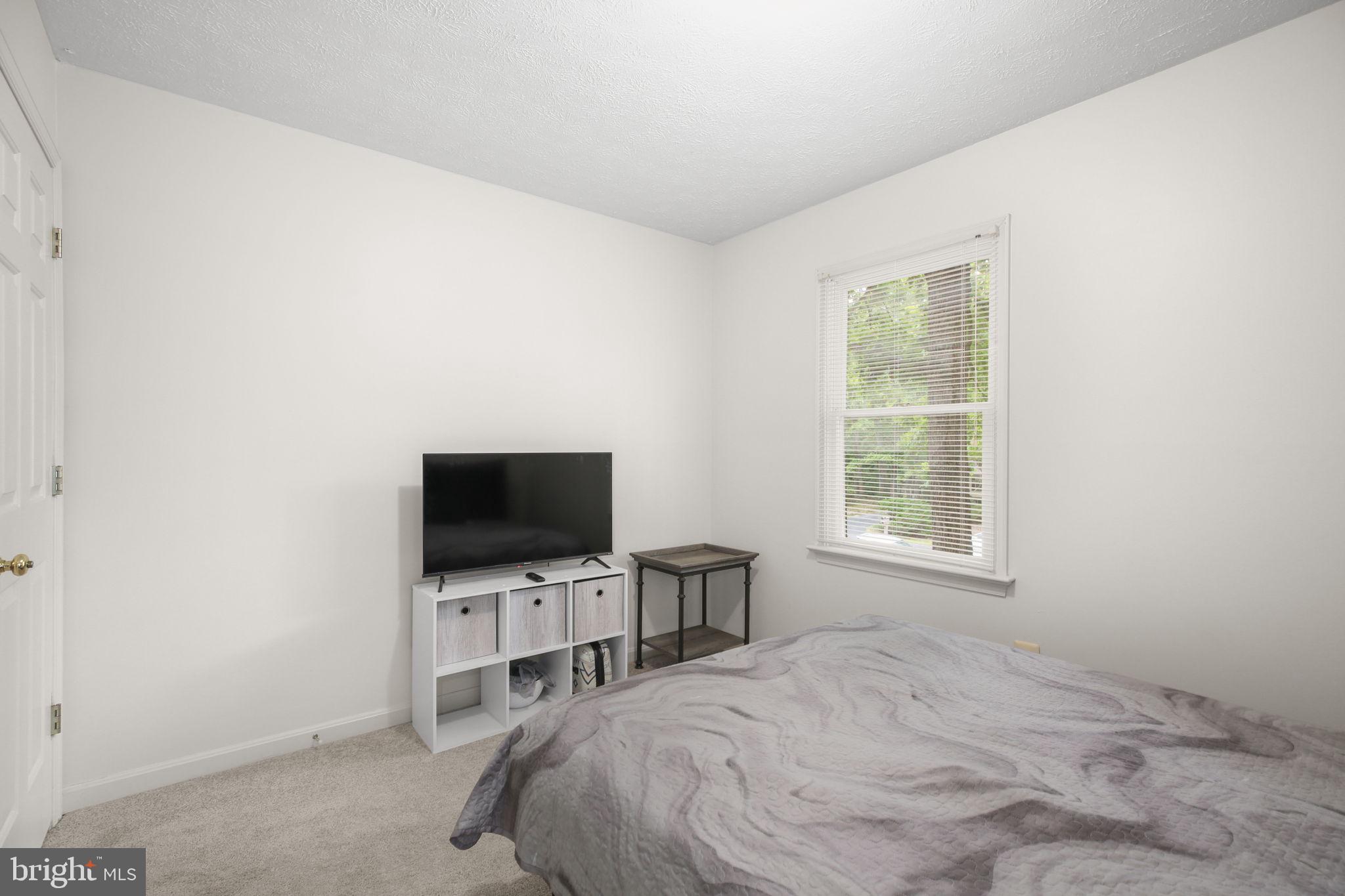 FAIRFIELD WOODS - Residential